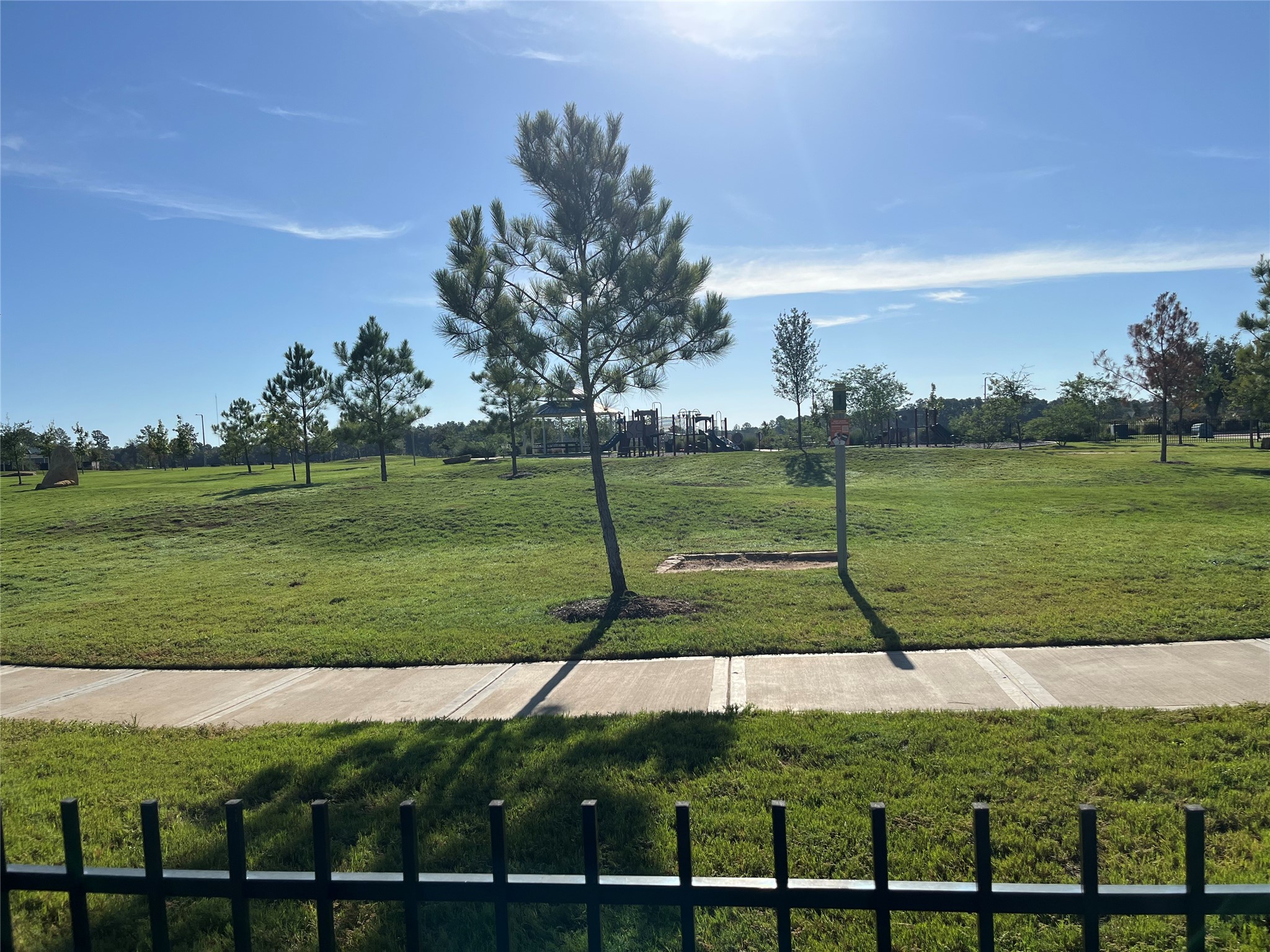 16154 Sugar Falls Drive Property Photo 12