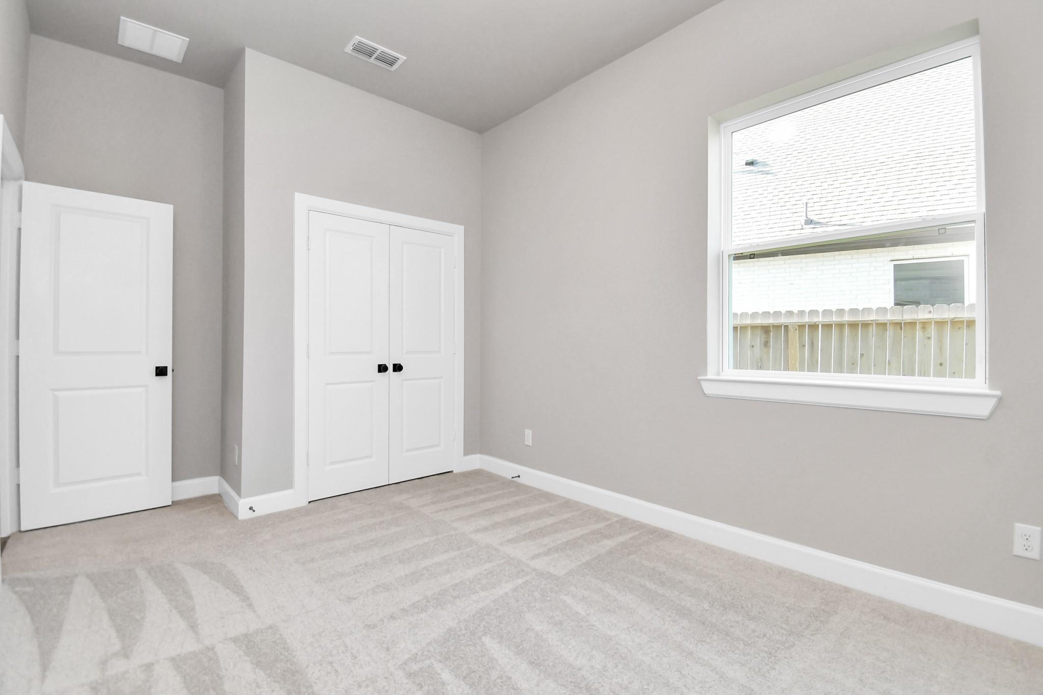 150 Hazelnut Drive Property Photo 9