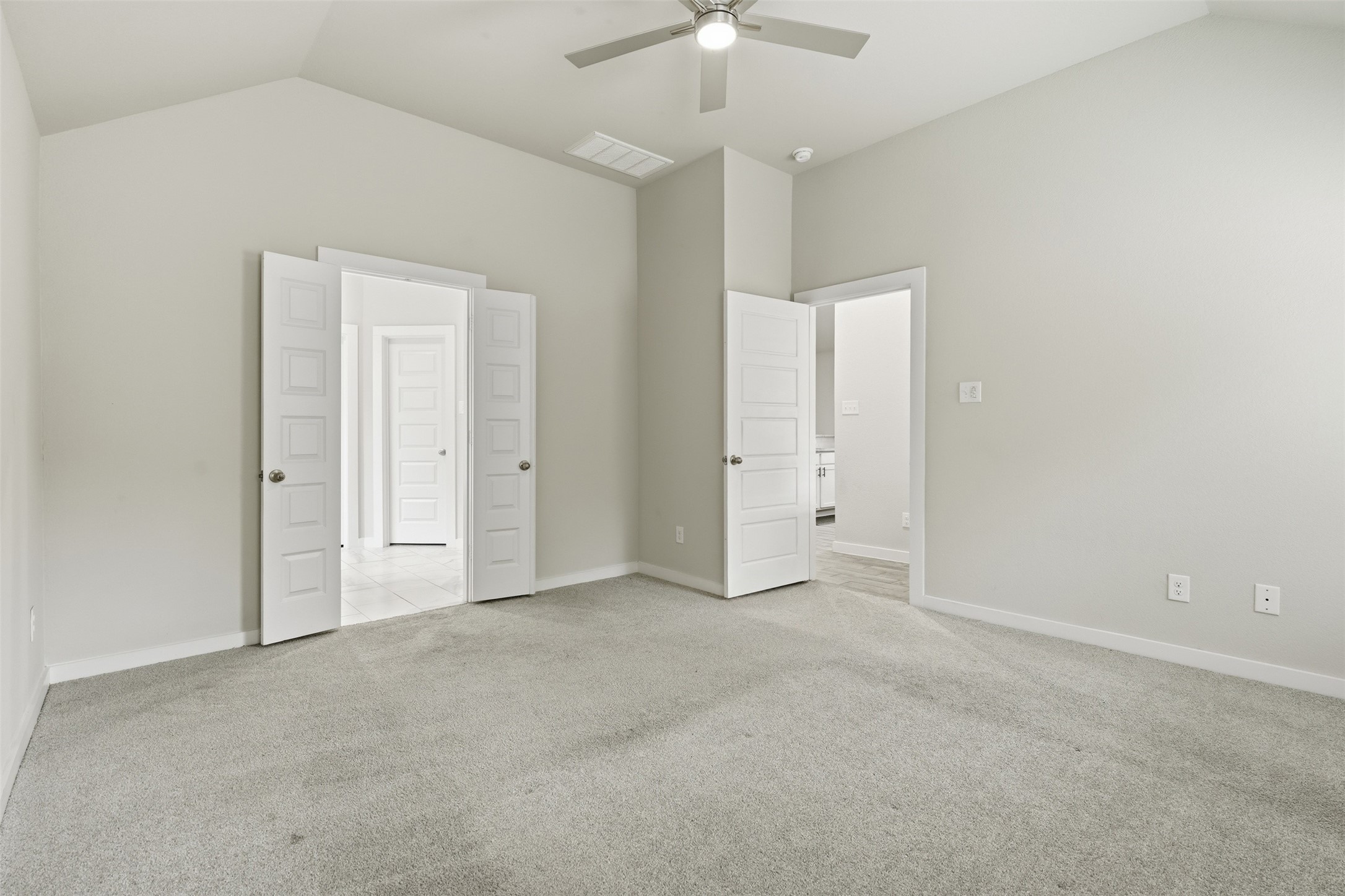 2742 Oakleaf Ash Lane Property Photo 16