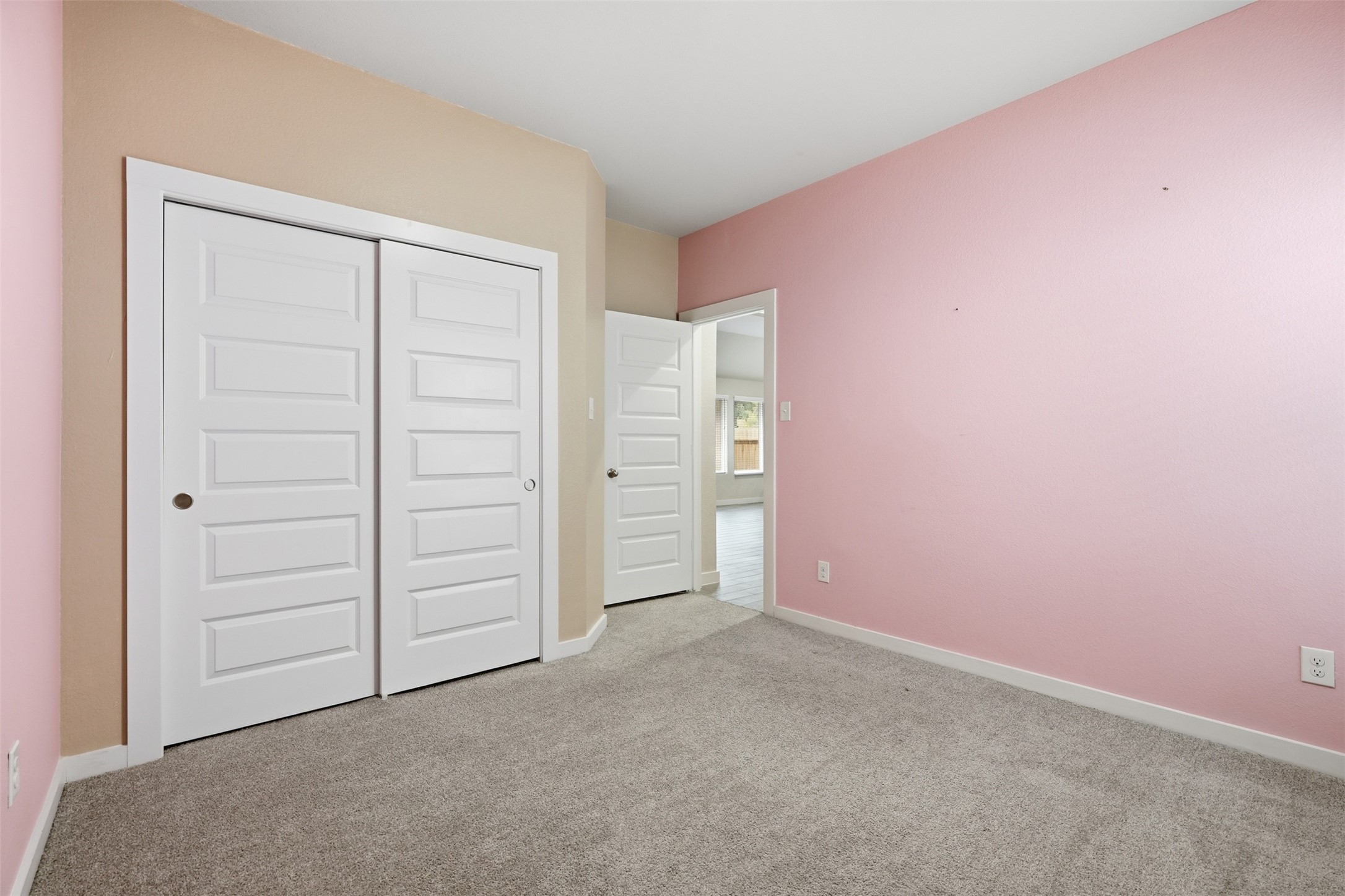 2742 Oakleaf Ash Lane Property Photo 21