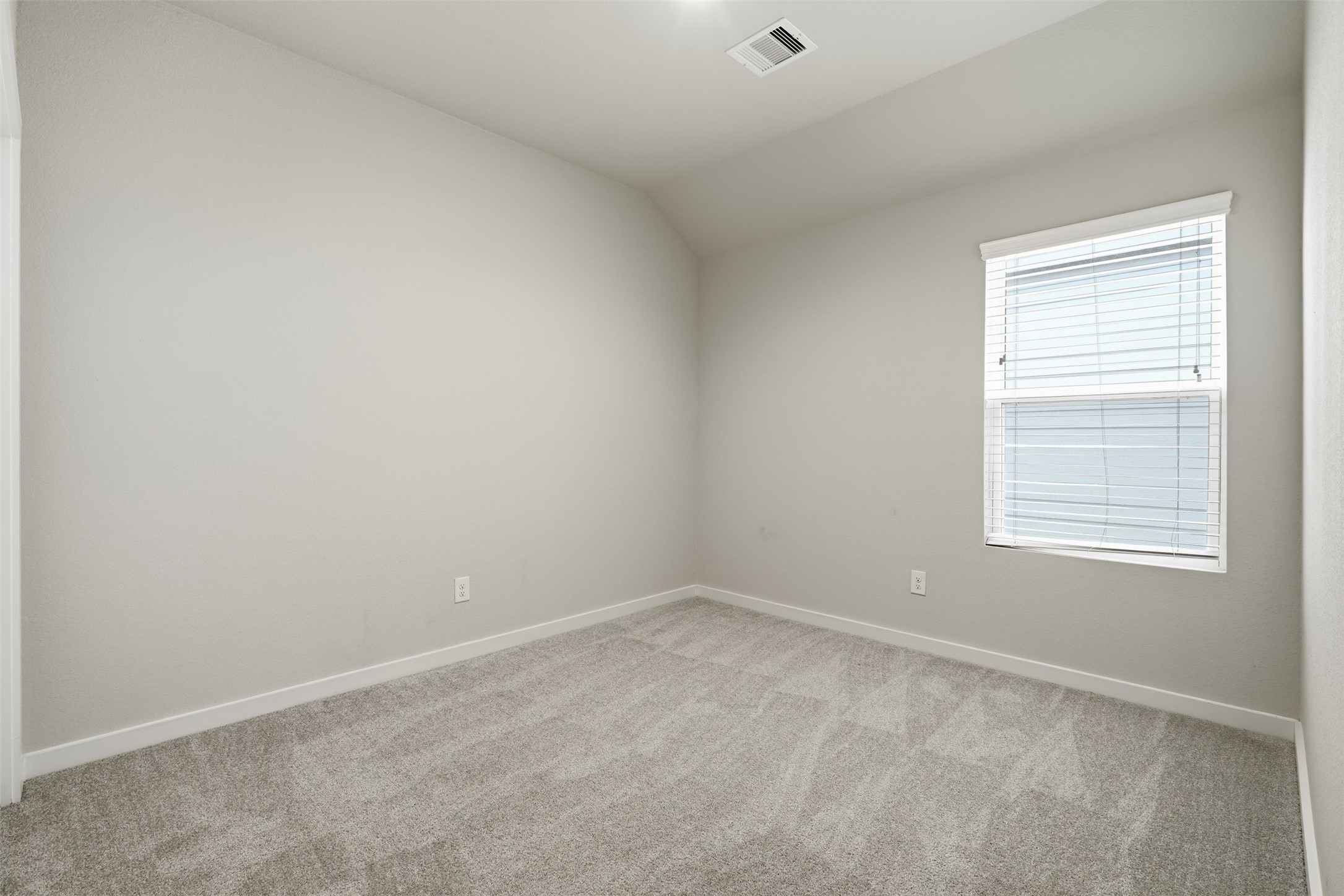 2742 Oakleaf Ash Lane Property Photo 22