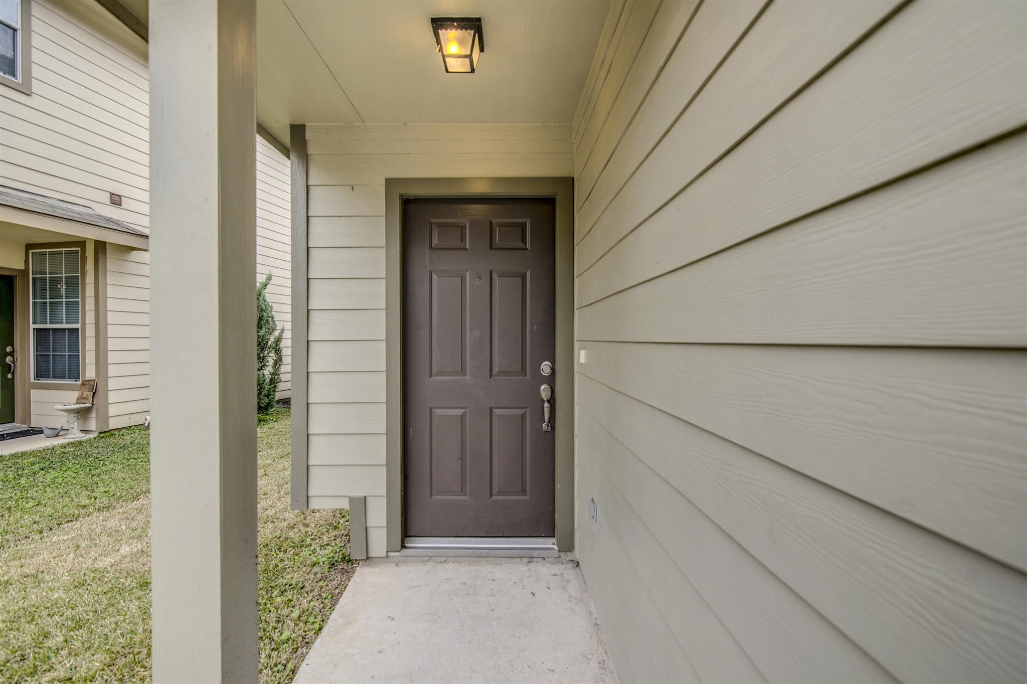 58 S Burberry Park Circle Property Photo 2