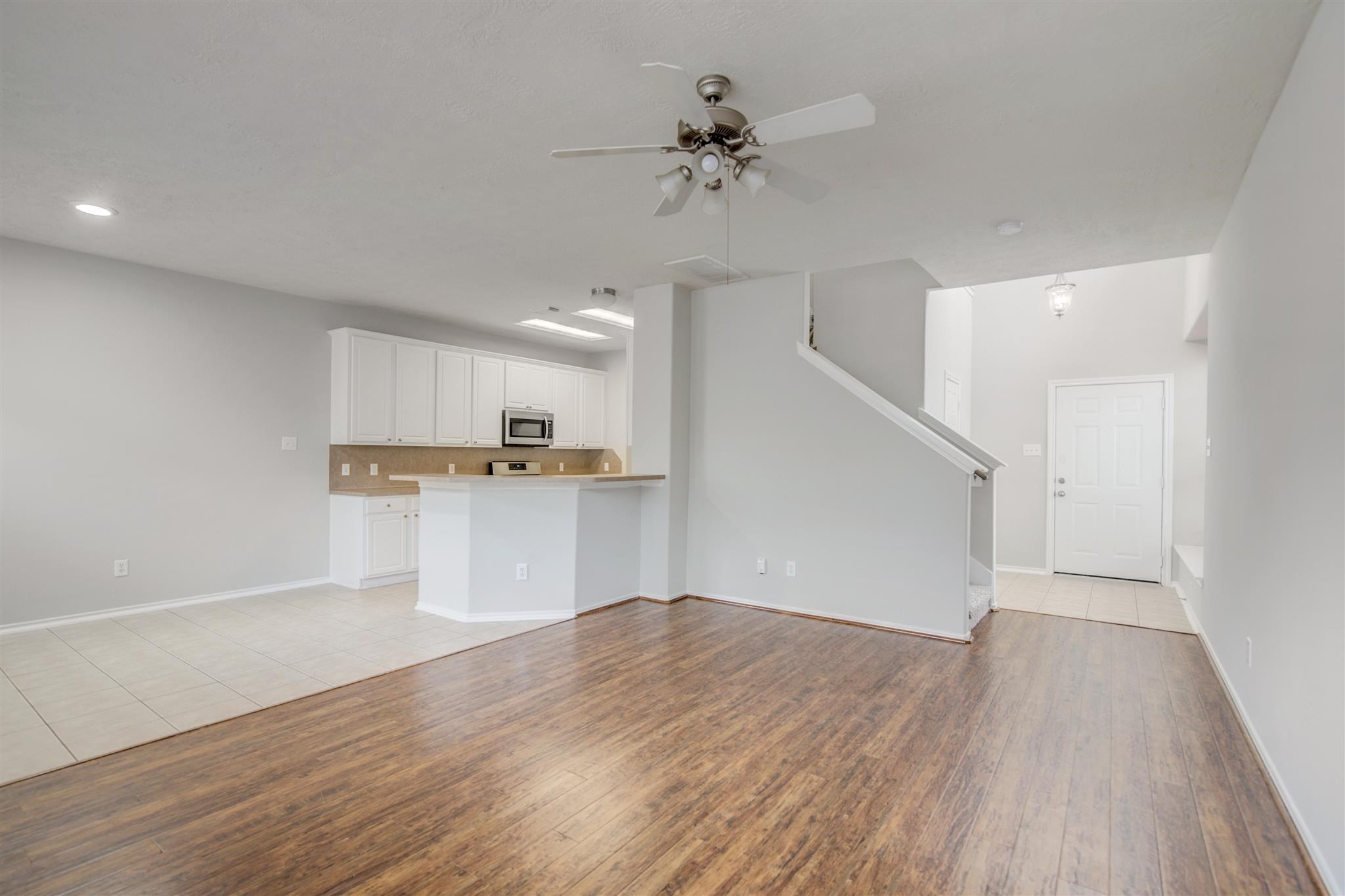 58 S Burberry Park Circle Property Photo 6