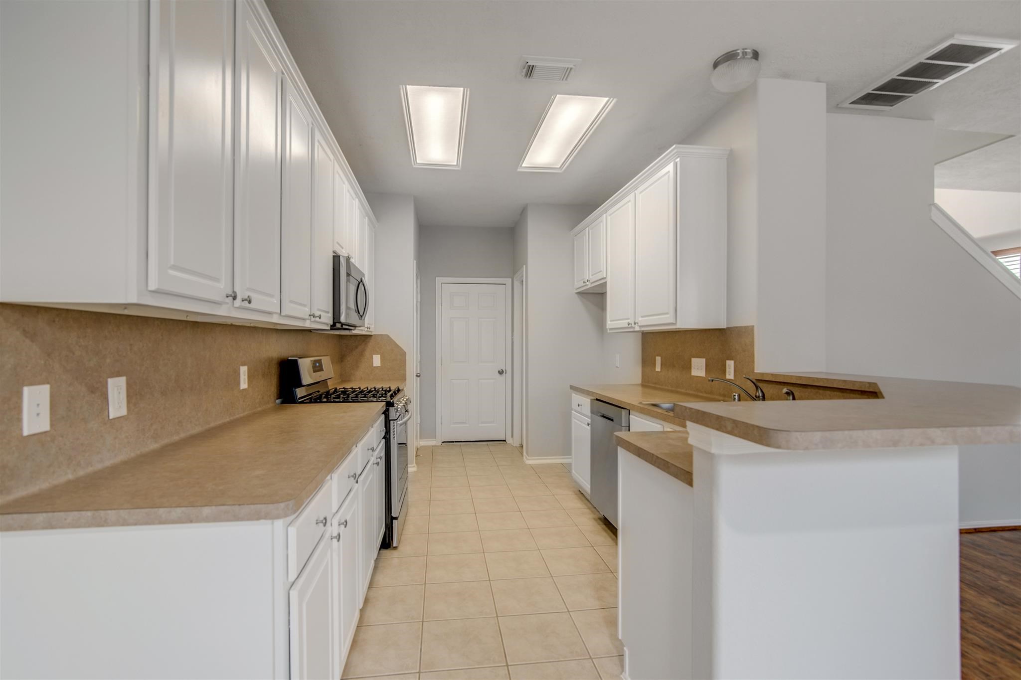 58 S Burberry Park Circle Property Photo 9