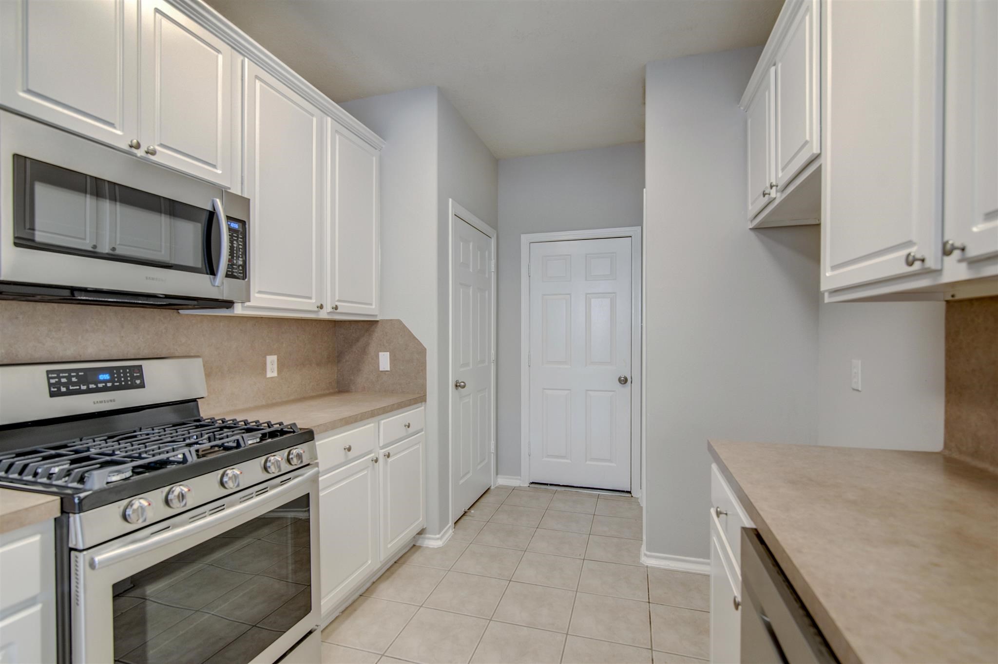 58 S Burberry Park Circle Property Photo 12