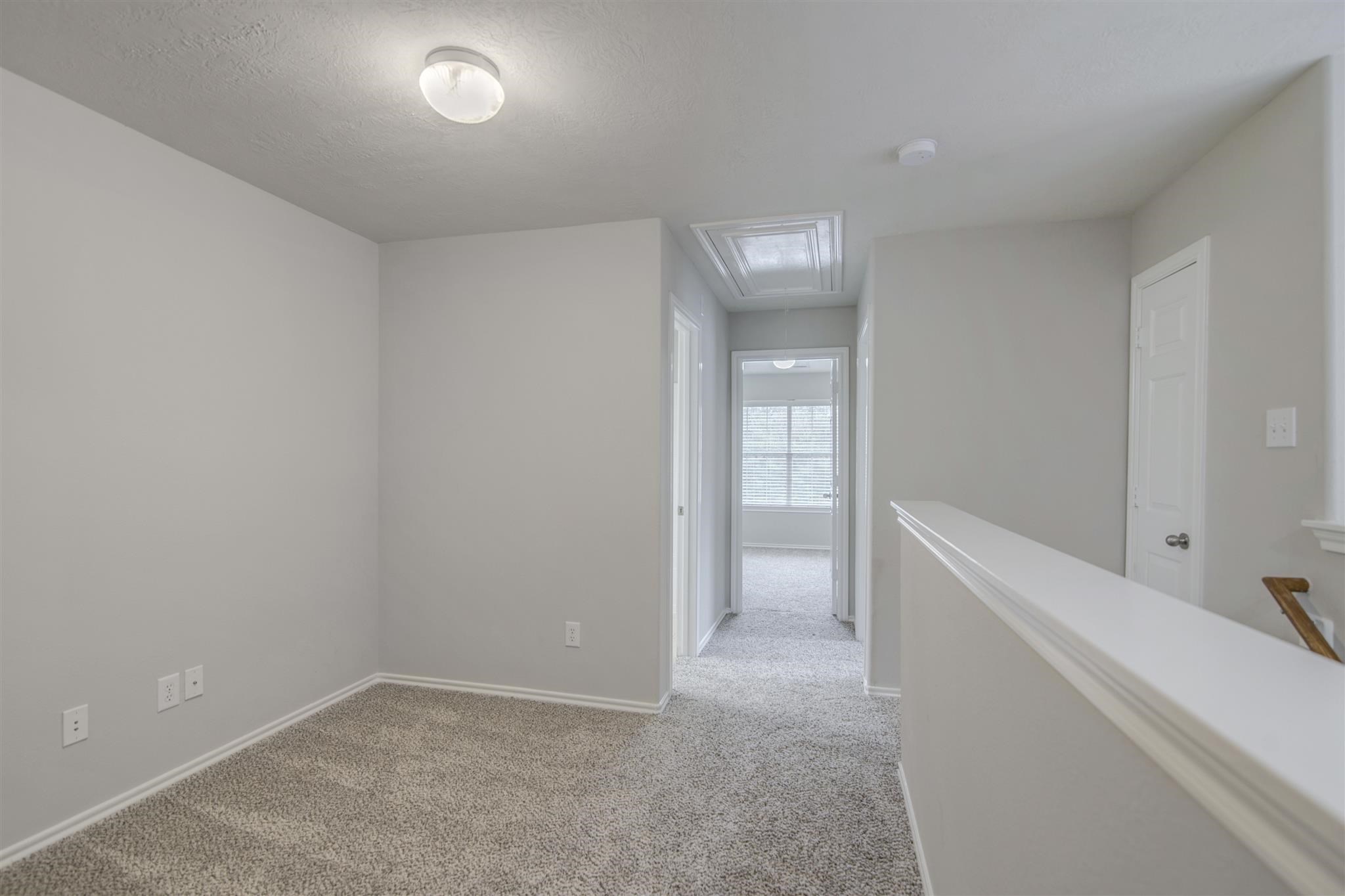 58 S Burberry Park Circle Property Photo 14