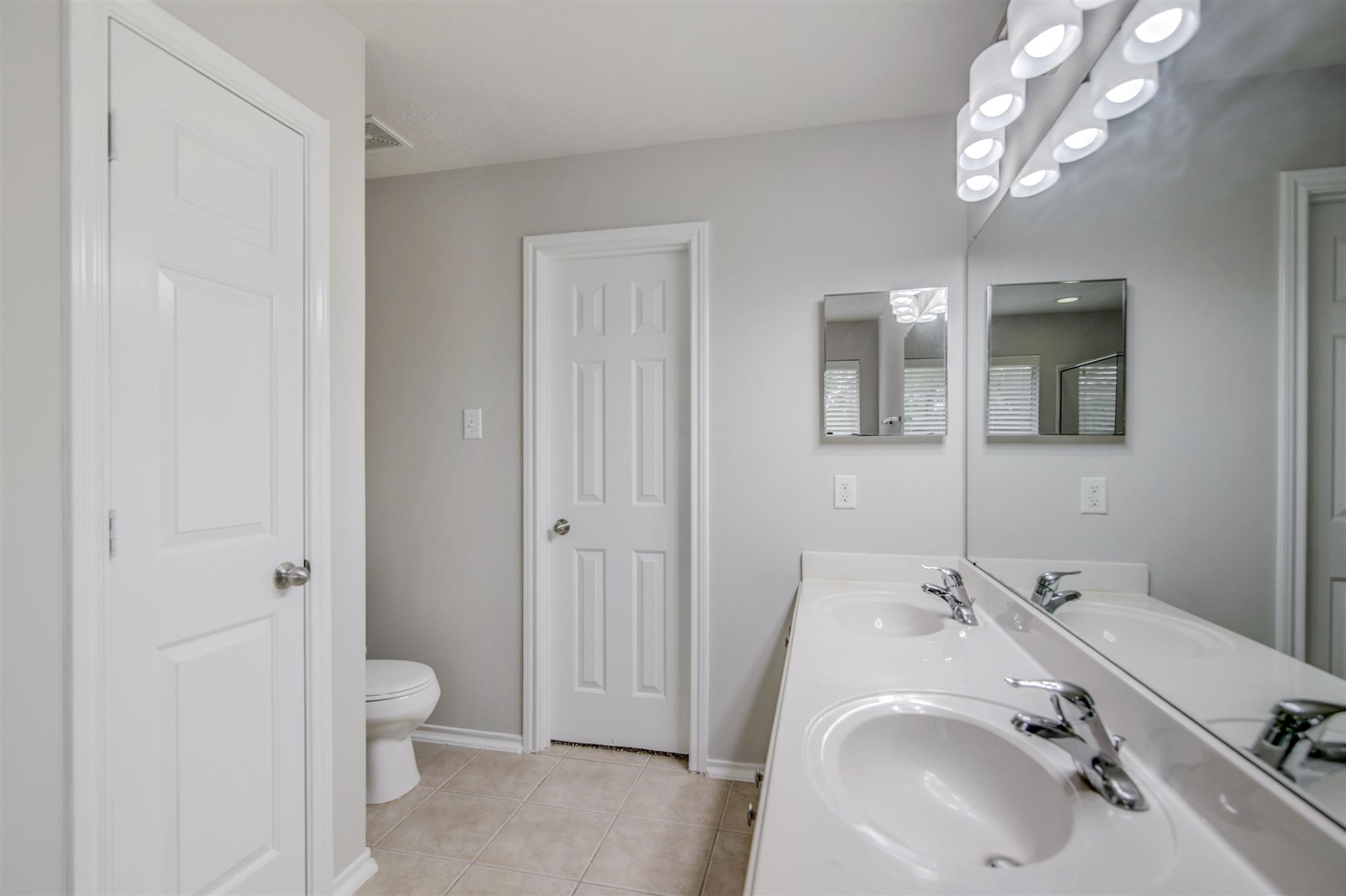 58 S Burberry Park Circle Property Photo 19