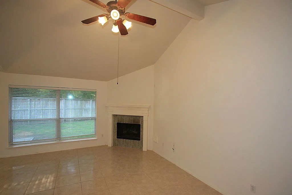 43 Steep Trail Place Property Photo 10