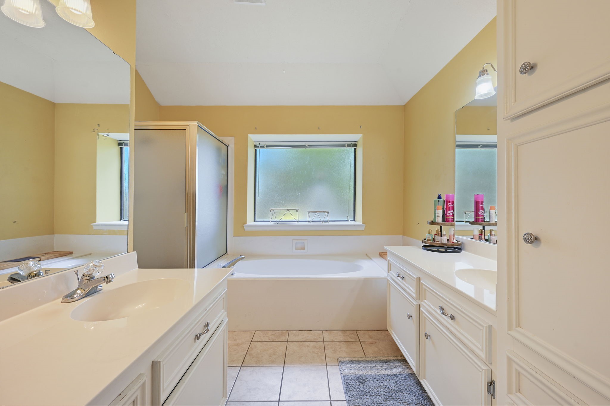 2910 Cortez Court Property Photo 6