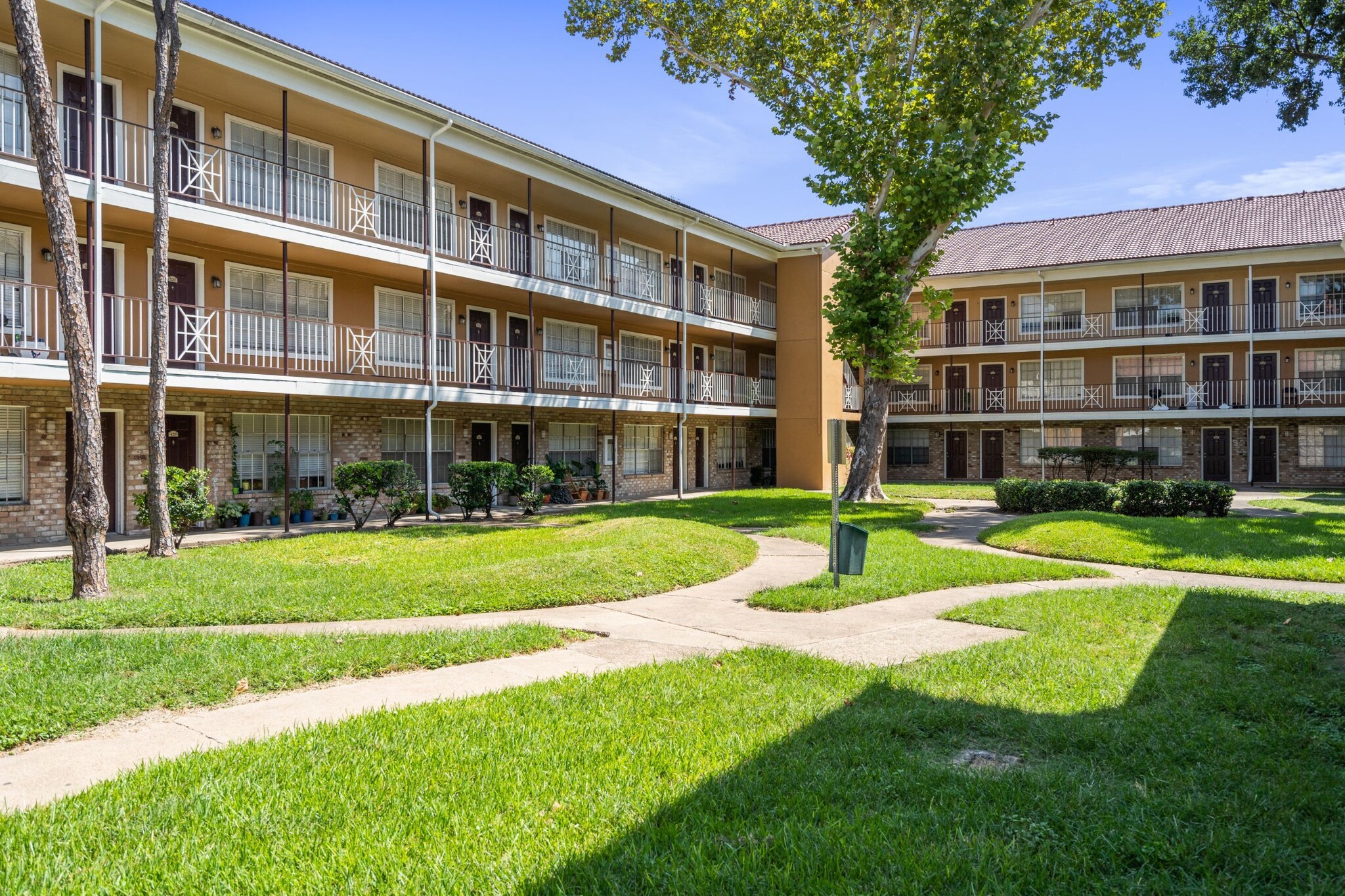 6259 Westheimer Road 406 Property Photo 5