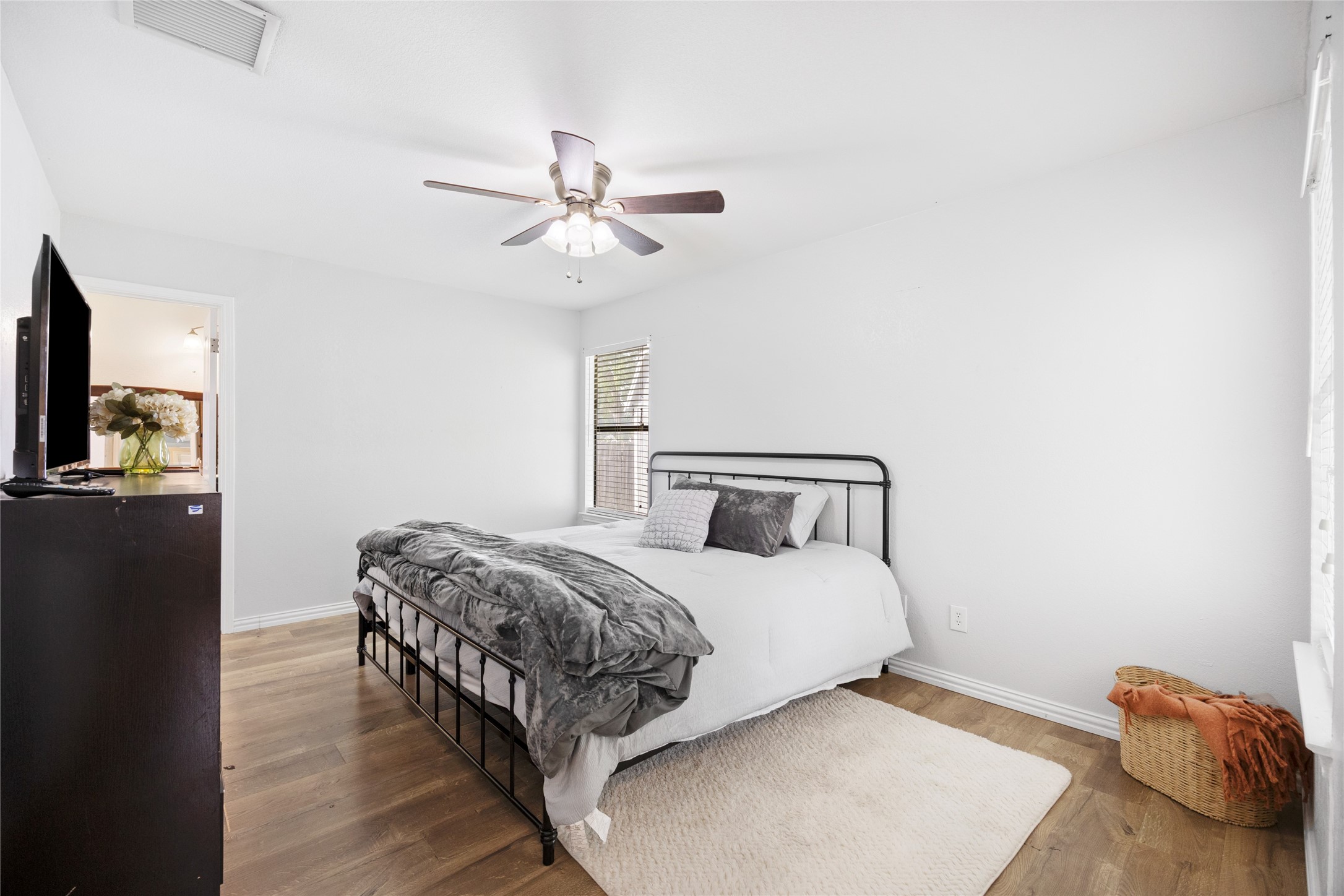 2209 Stirrup Drive Property Photo 16