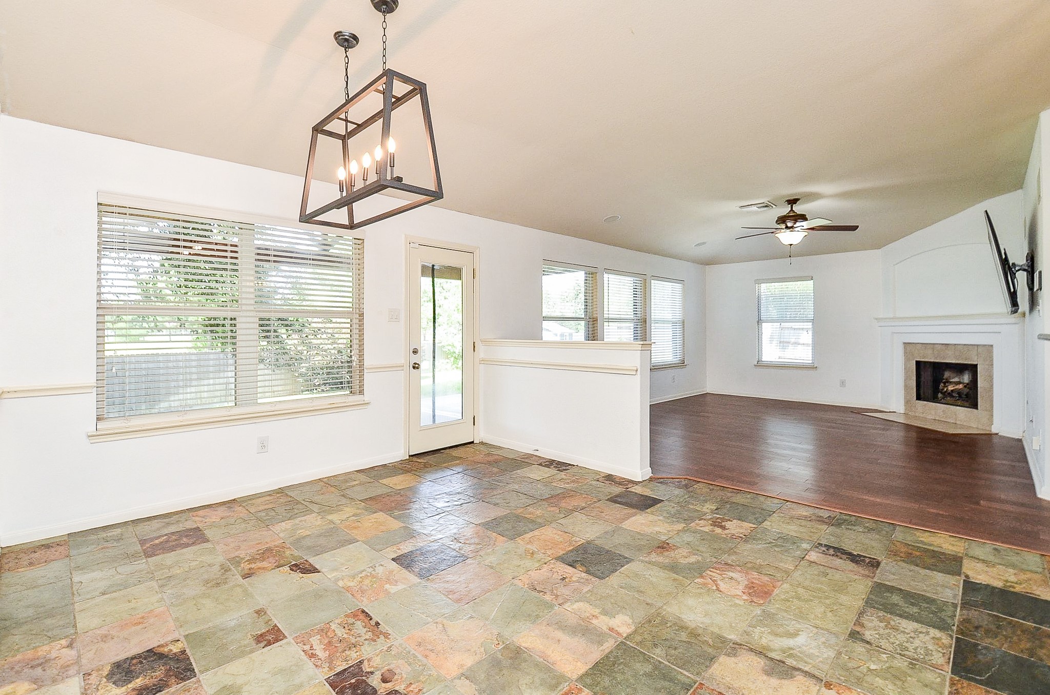 22922 Antiqua Estates Court Property Photo 24