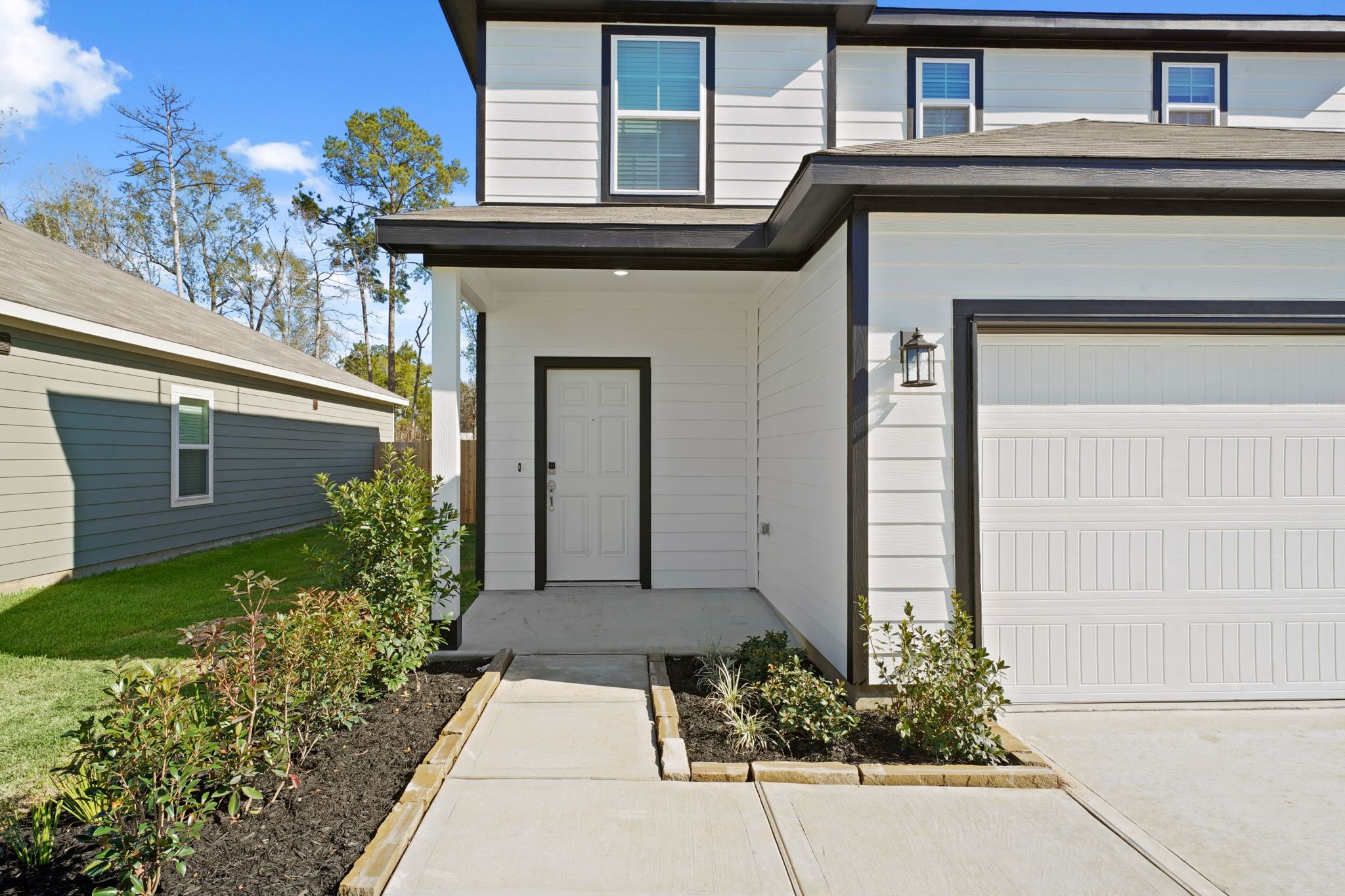 10779 Red Flagstone Drive Property Photo 3