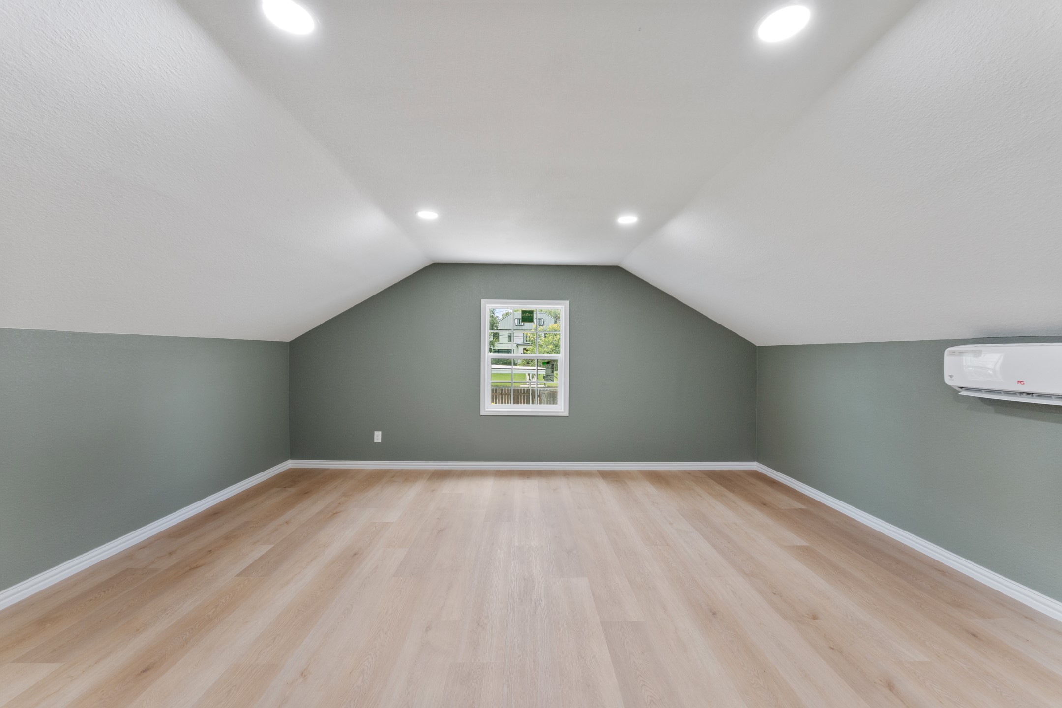707 Heights Avenue Property Photo 19