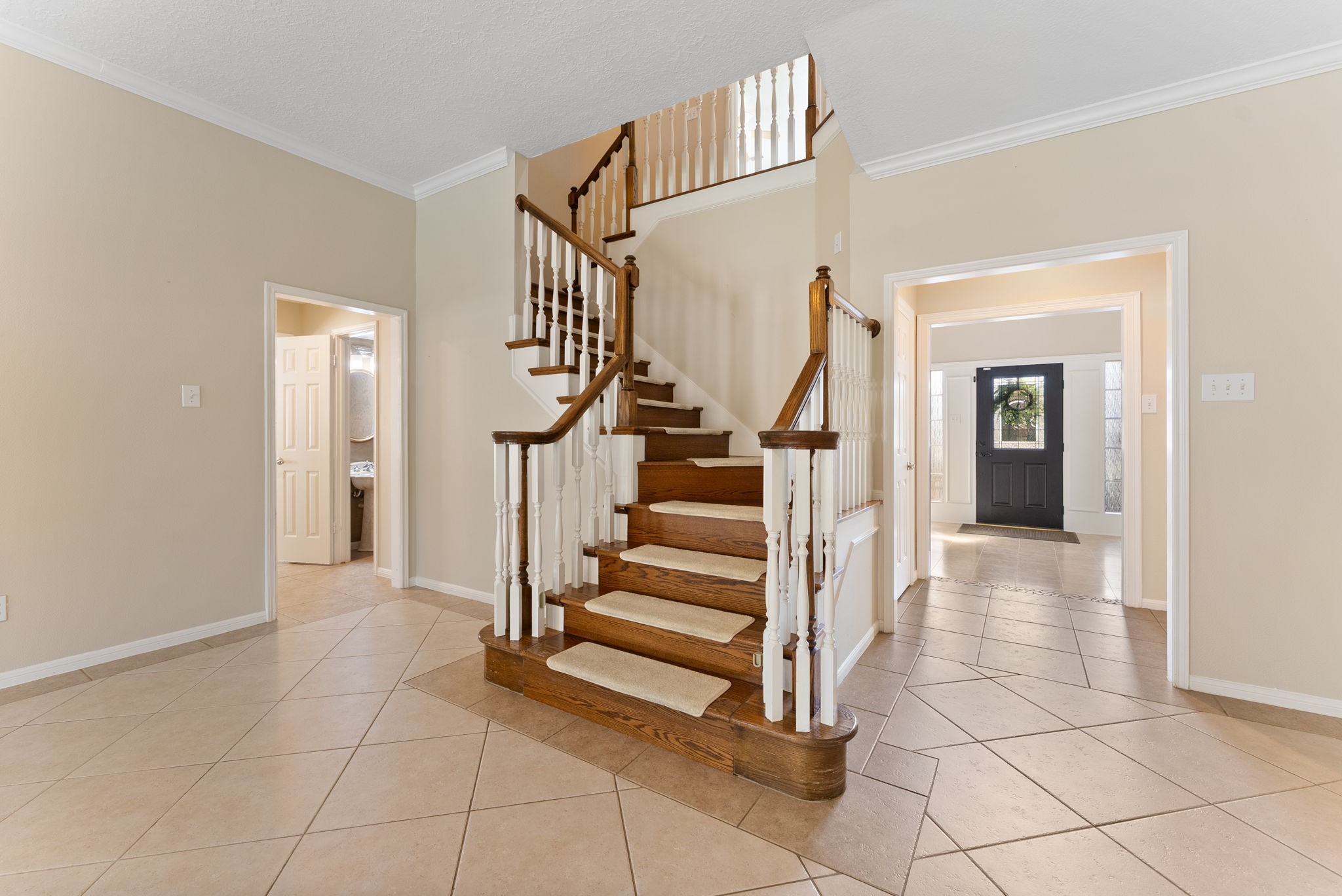 16803 Chewton Glen Street Property Photo 6