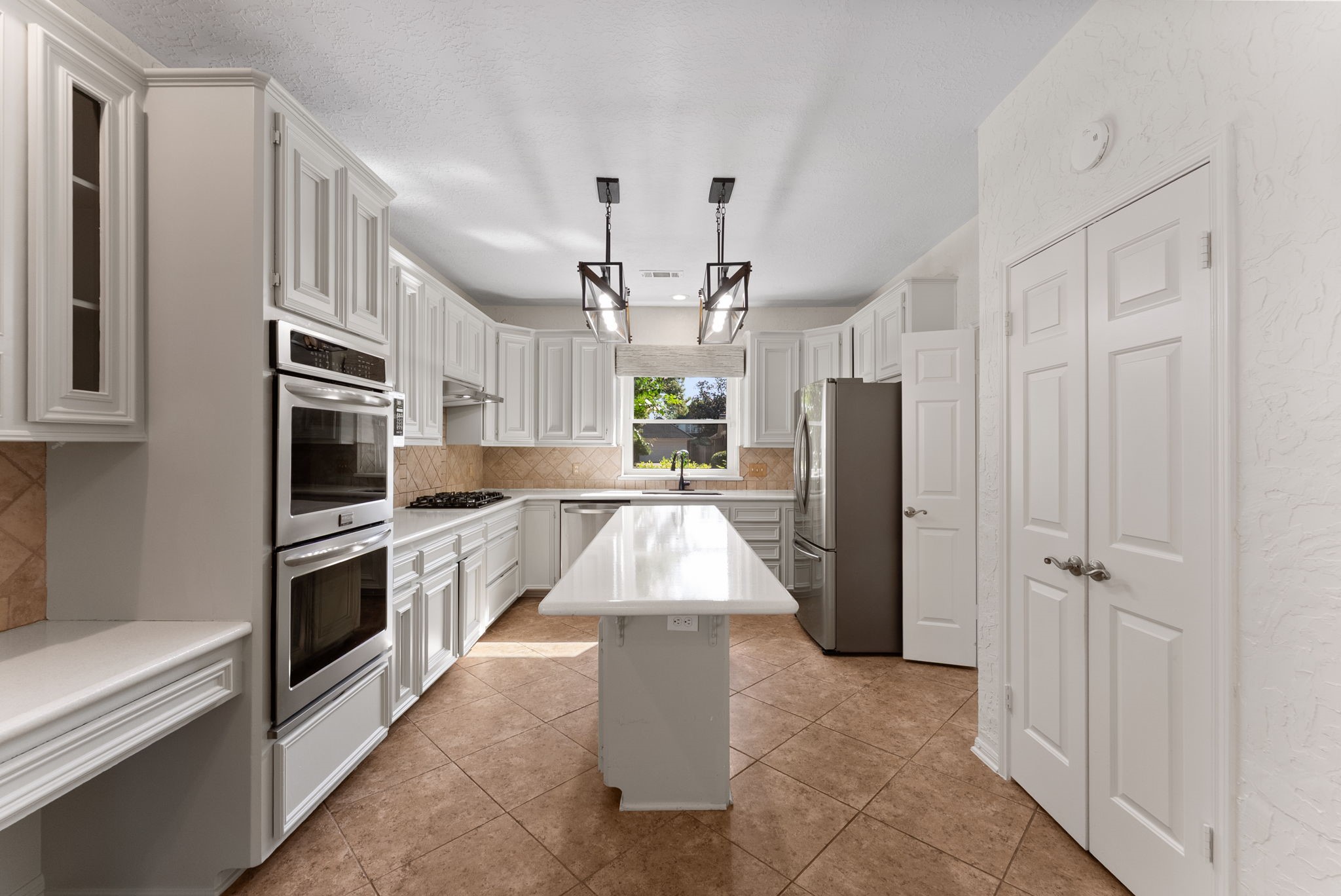 16803 Chewton Glen Street Property Photo 14