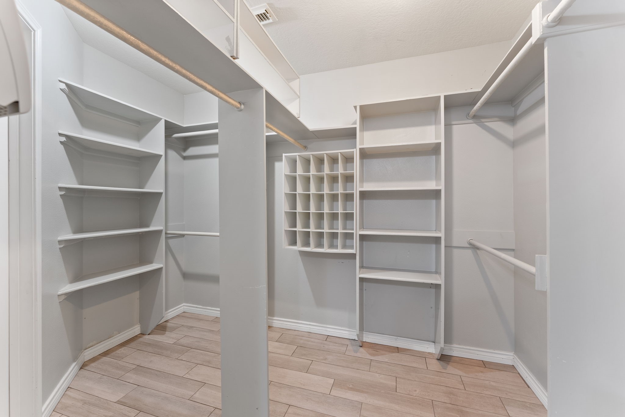 16803 Chewton Glen Street Property Photo 25