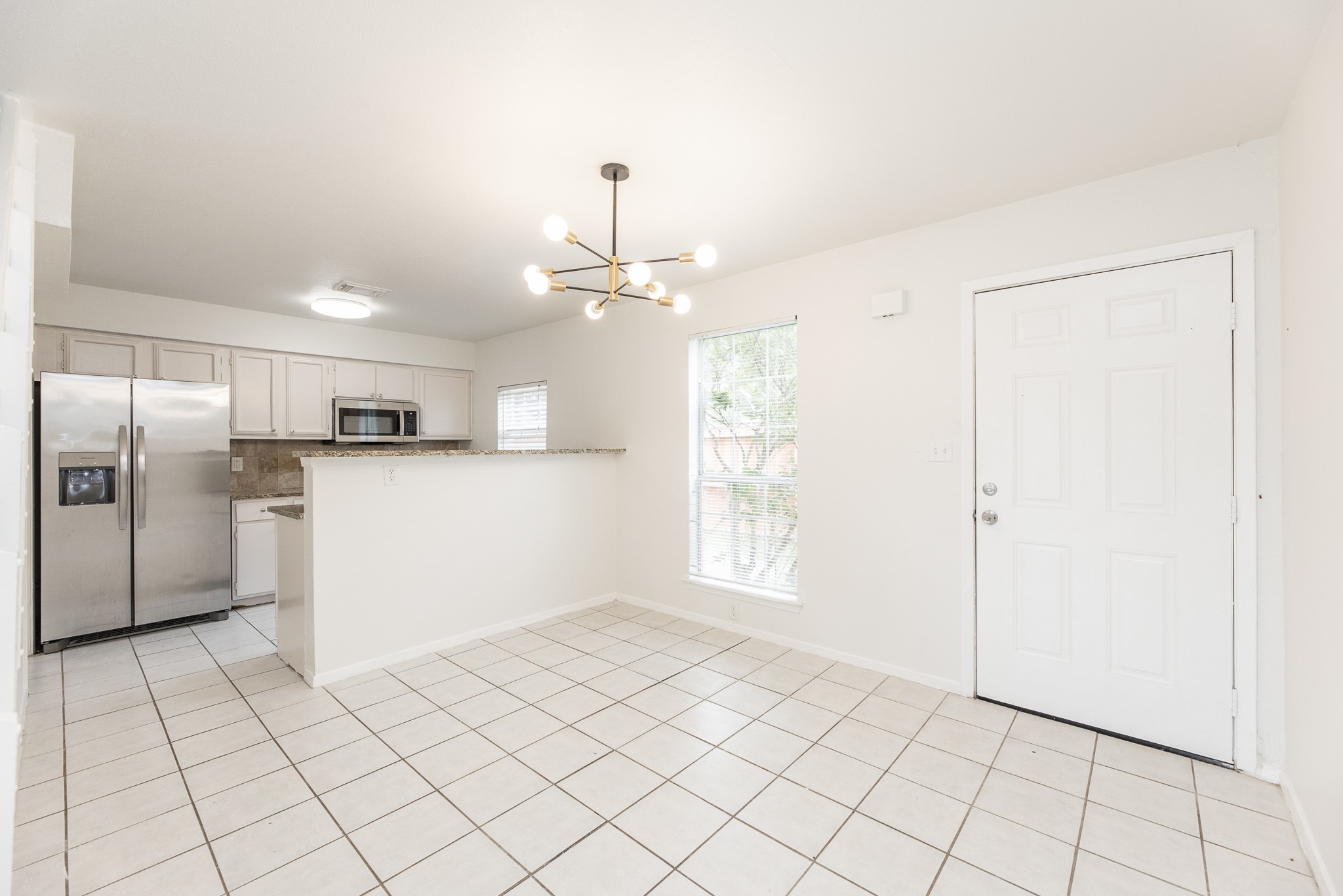 1902 Avenue B Property Photo 3