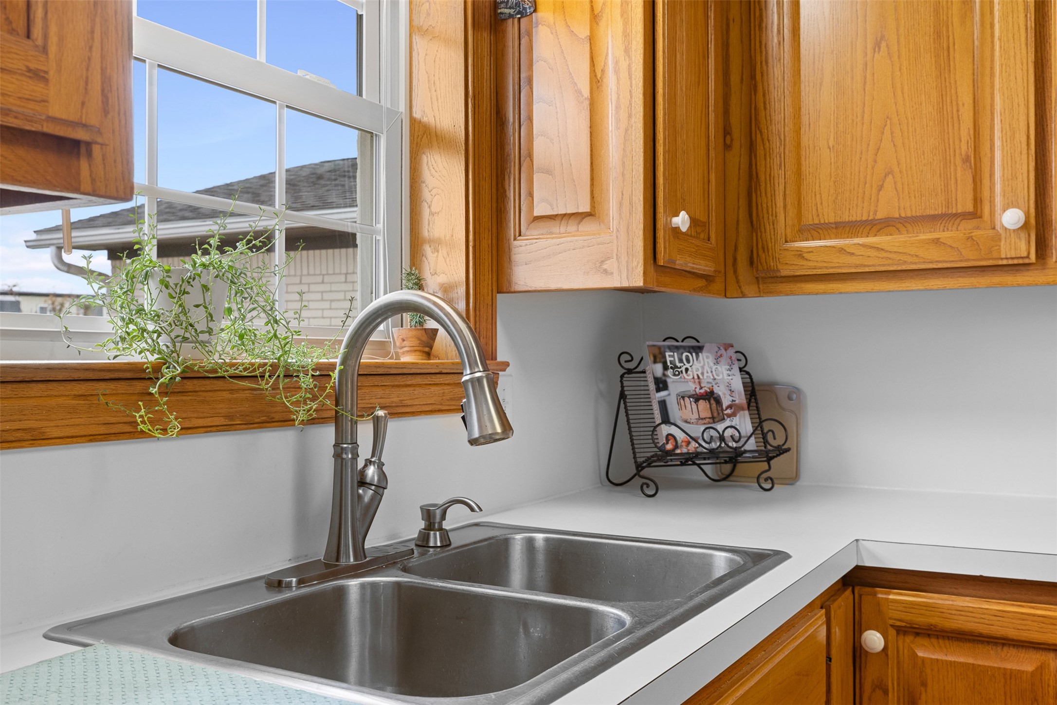 2042 Us Highway 77 Property Photo 24