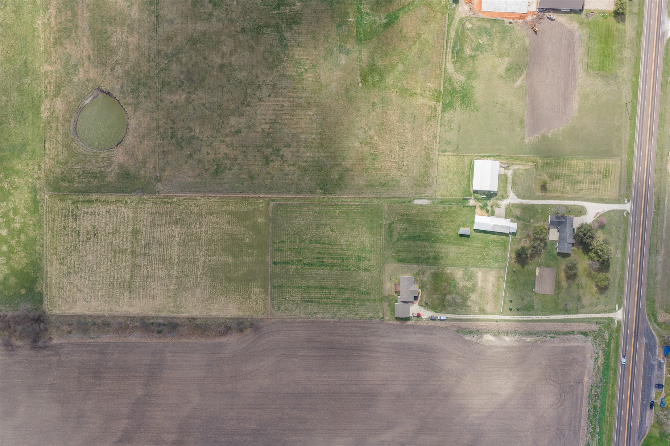 2042 Us Highway 77 Property Photo 41