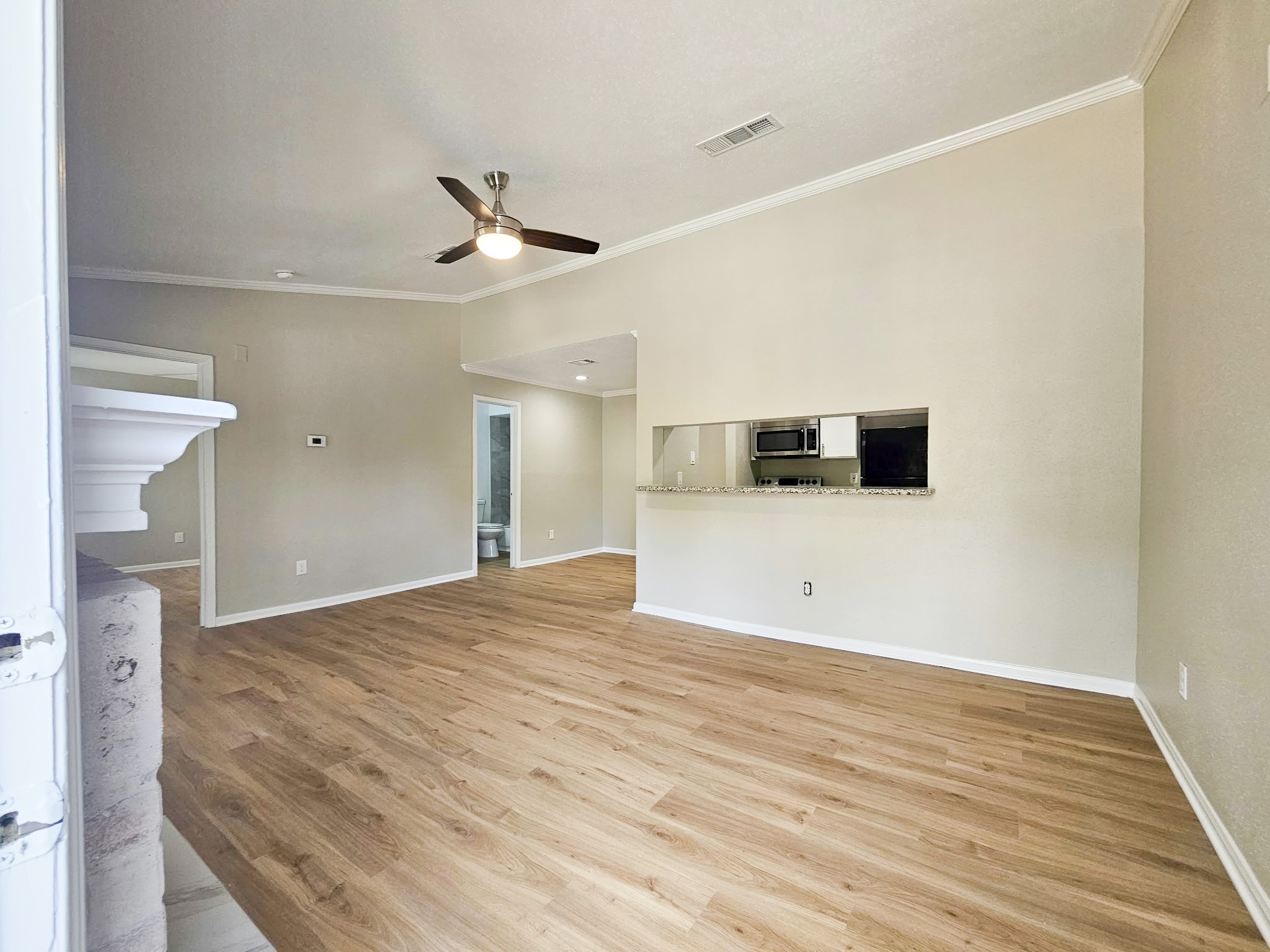 736 Memorial Mews Street 4 Property Photo 1