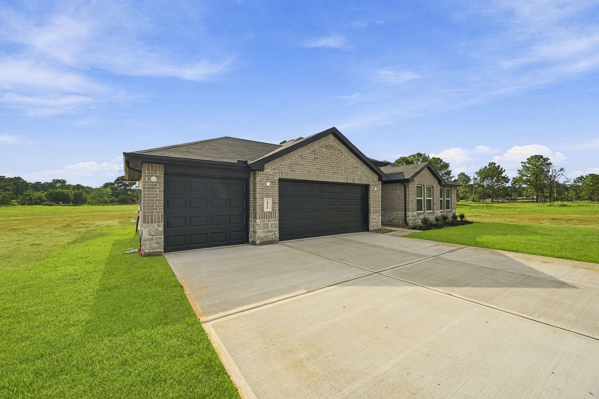 10511 Aren Road Property Photo 3