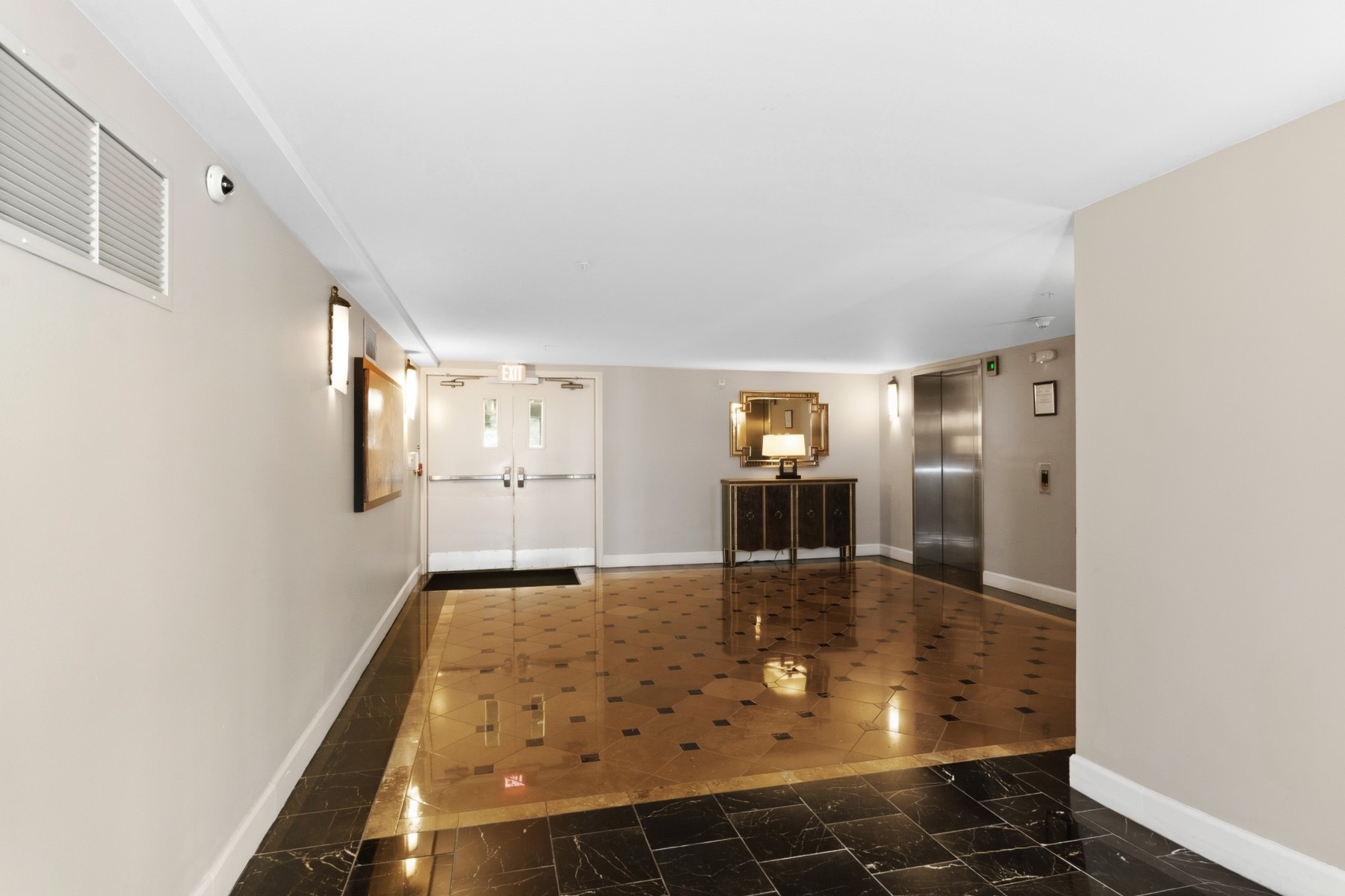 3030 Post Oak Boulevard 202 Property Photo 4