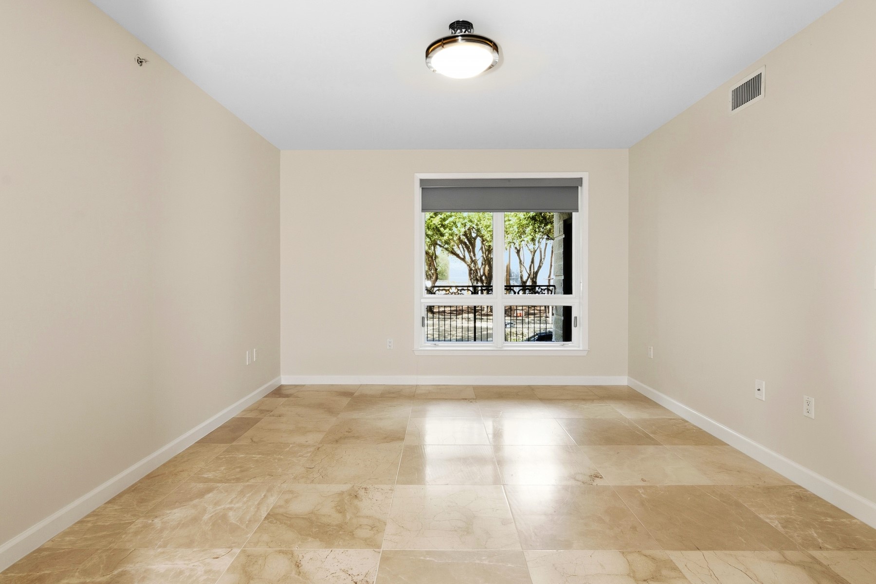 3030 Post Oak Boulevard 202 Property Photo 14