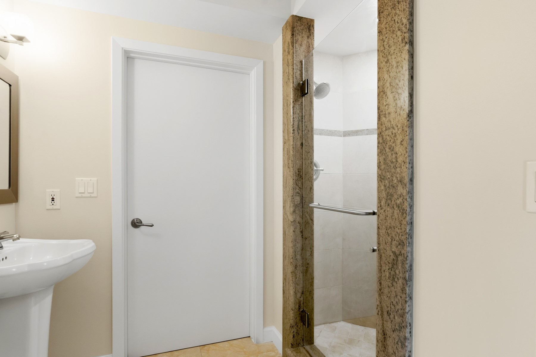 3030 Post Oak Boulevard 202 Property Photo 24