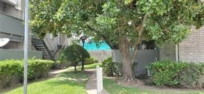 9797 Leawood Boulevard 206 Property Photo 2