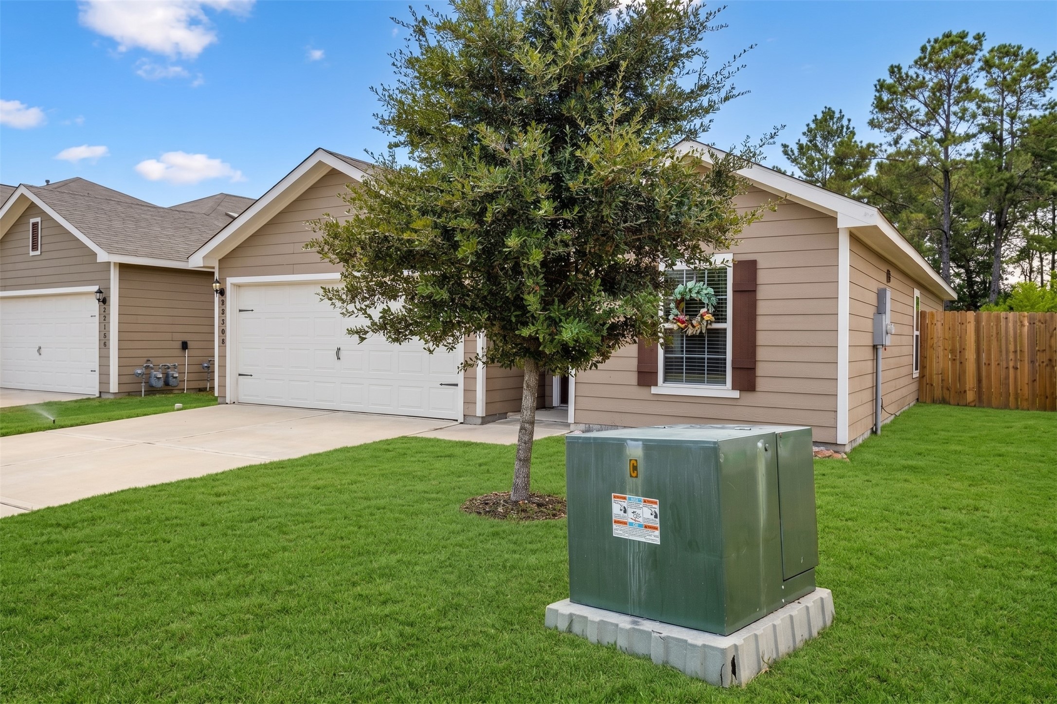 23104 Shakespeare Drive Property Photo 2