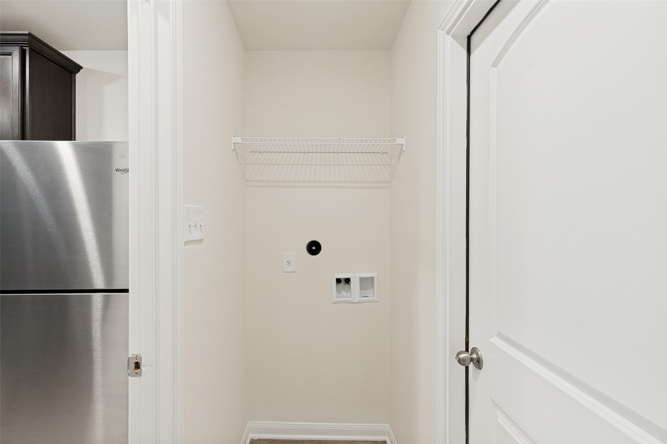 23104 Shakespeare Drive Property Photo 11