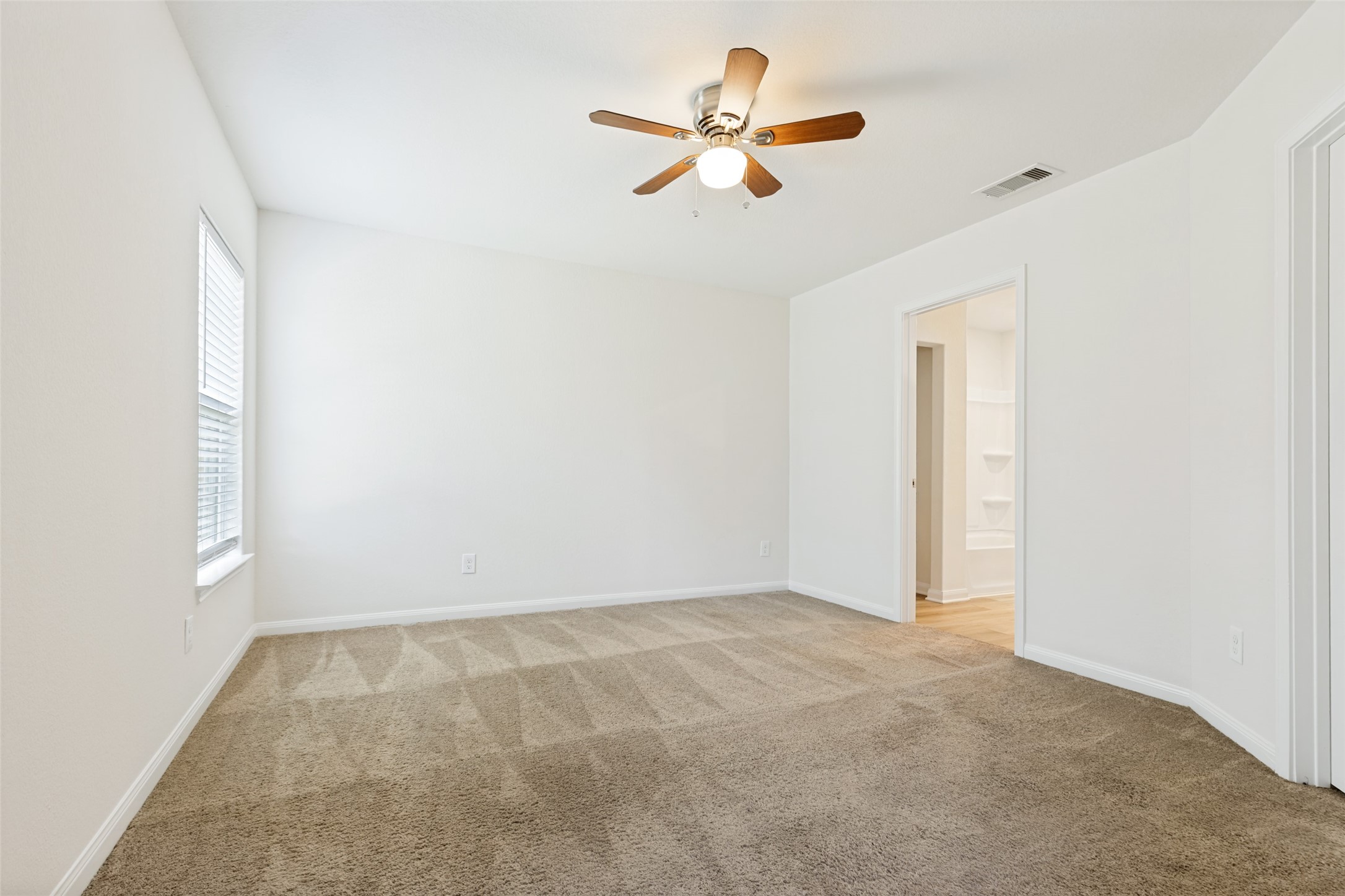 23104 Shakespeare Drive Property Photo 13