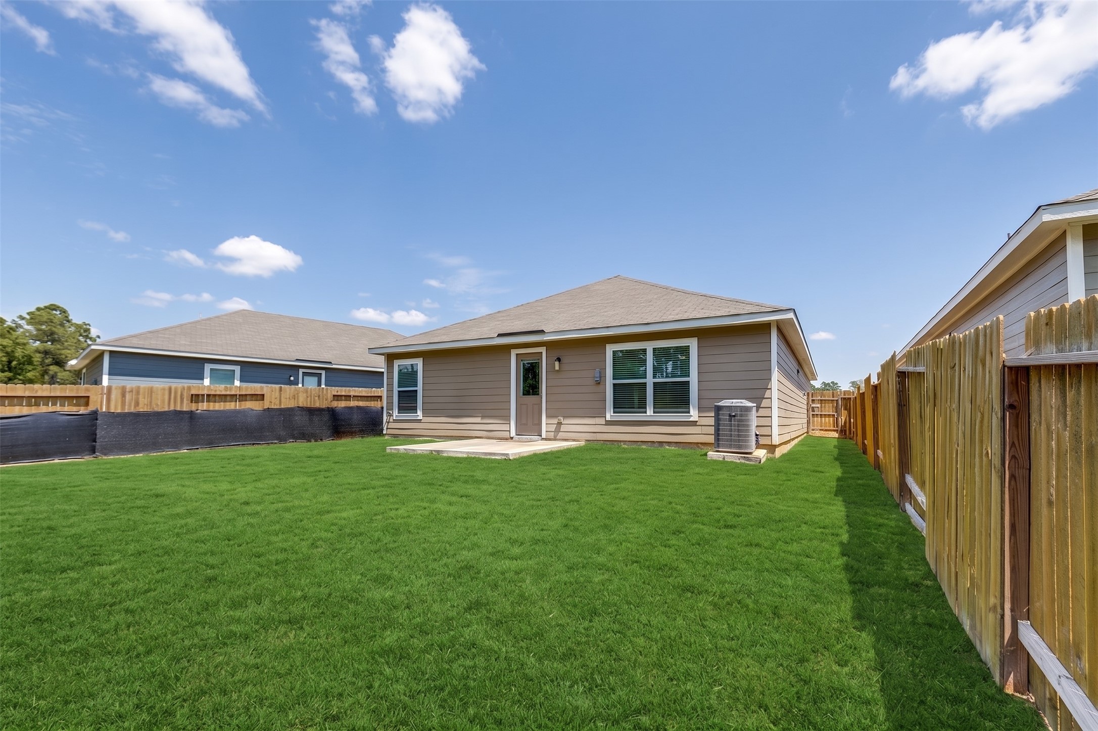 23104 Shakespeare Drive Property Photo 19