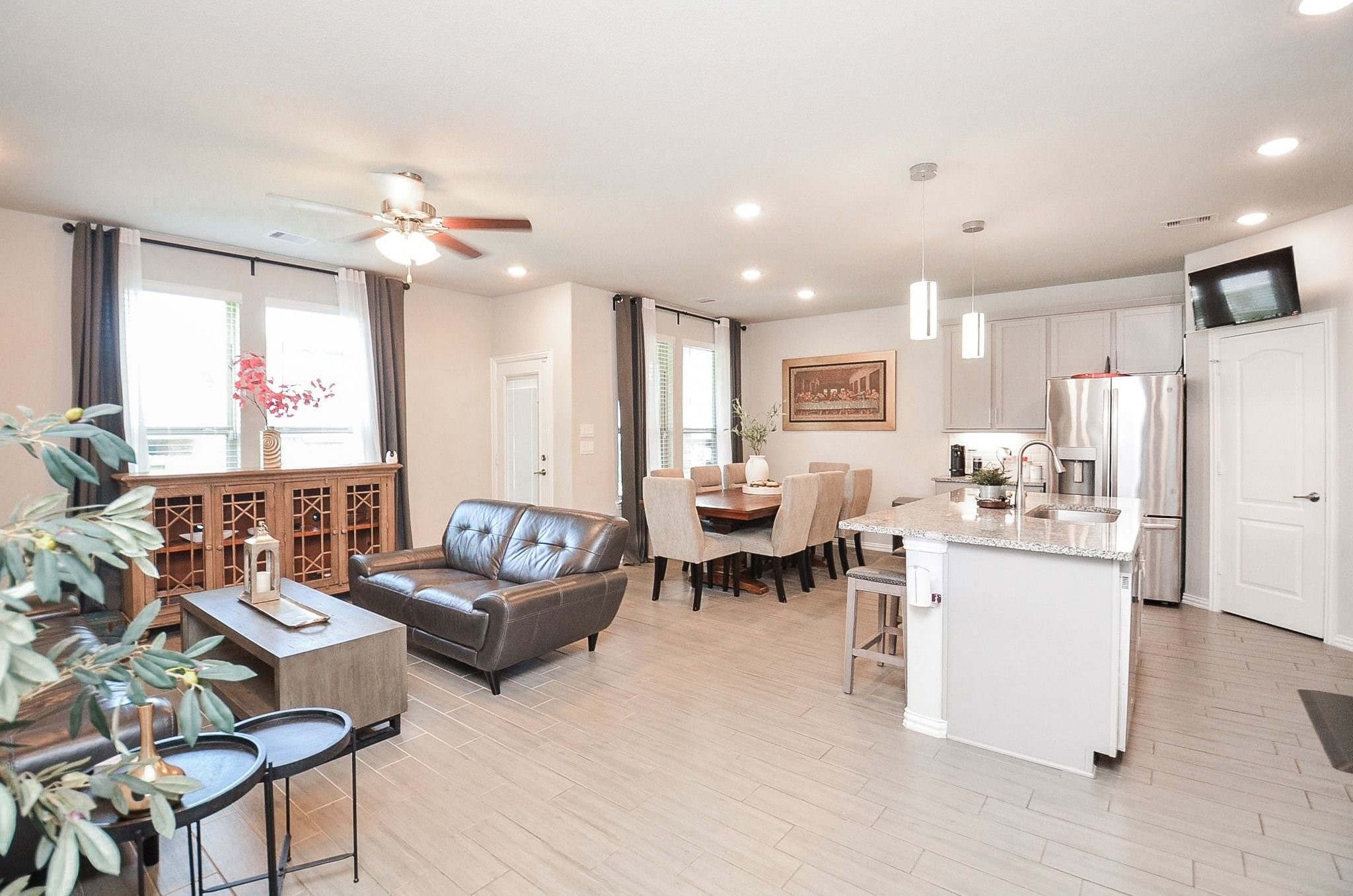 31307 Brown Fern Drive Property Photo 8