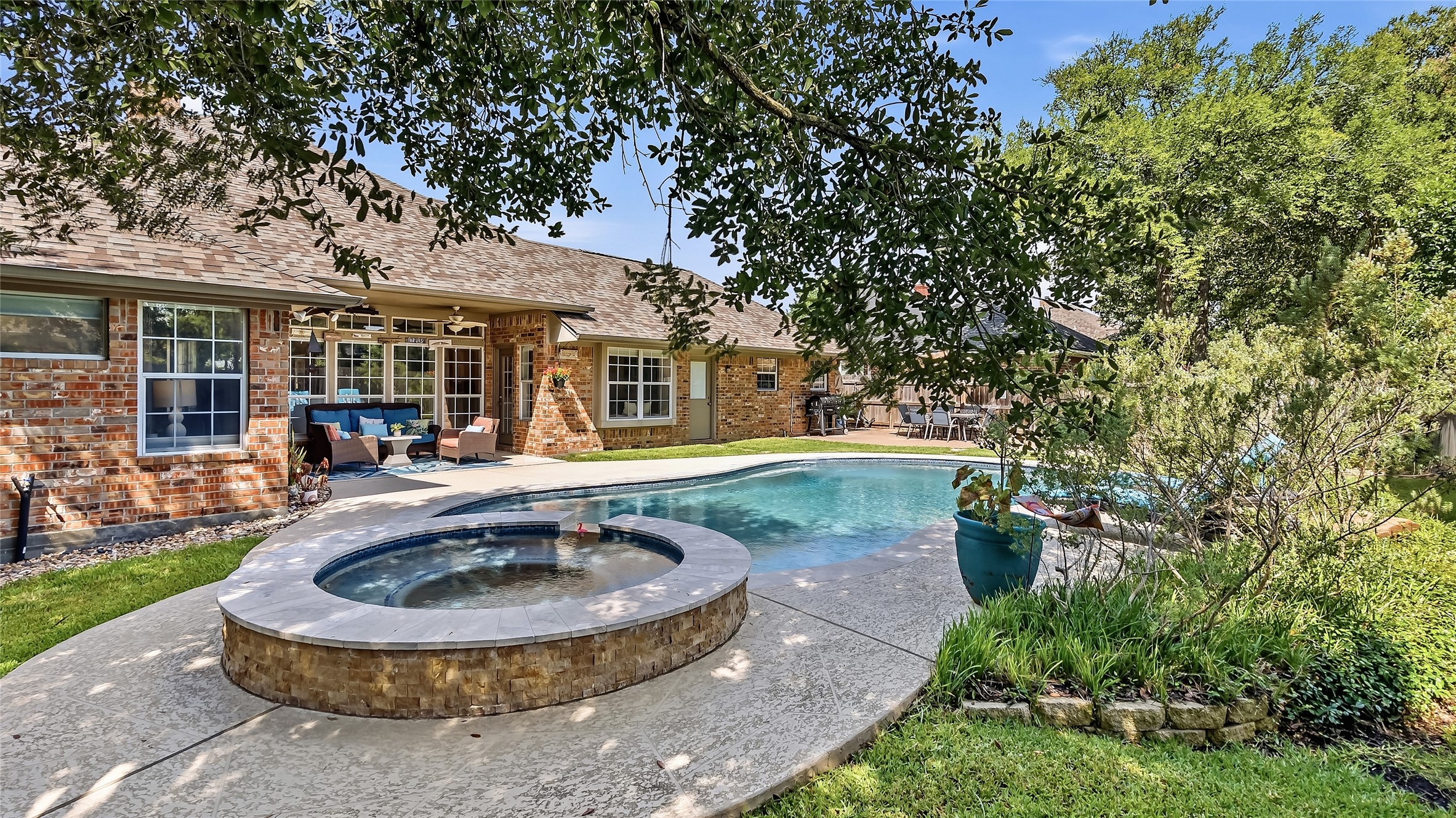 4617 Shoal Creek Drive Property Photo 34