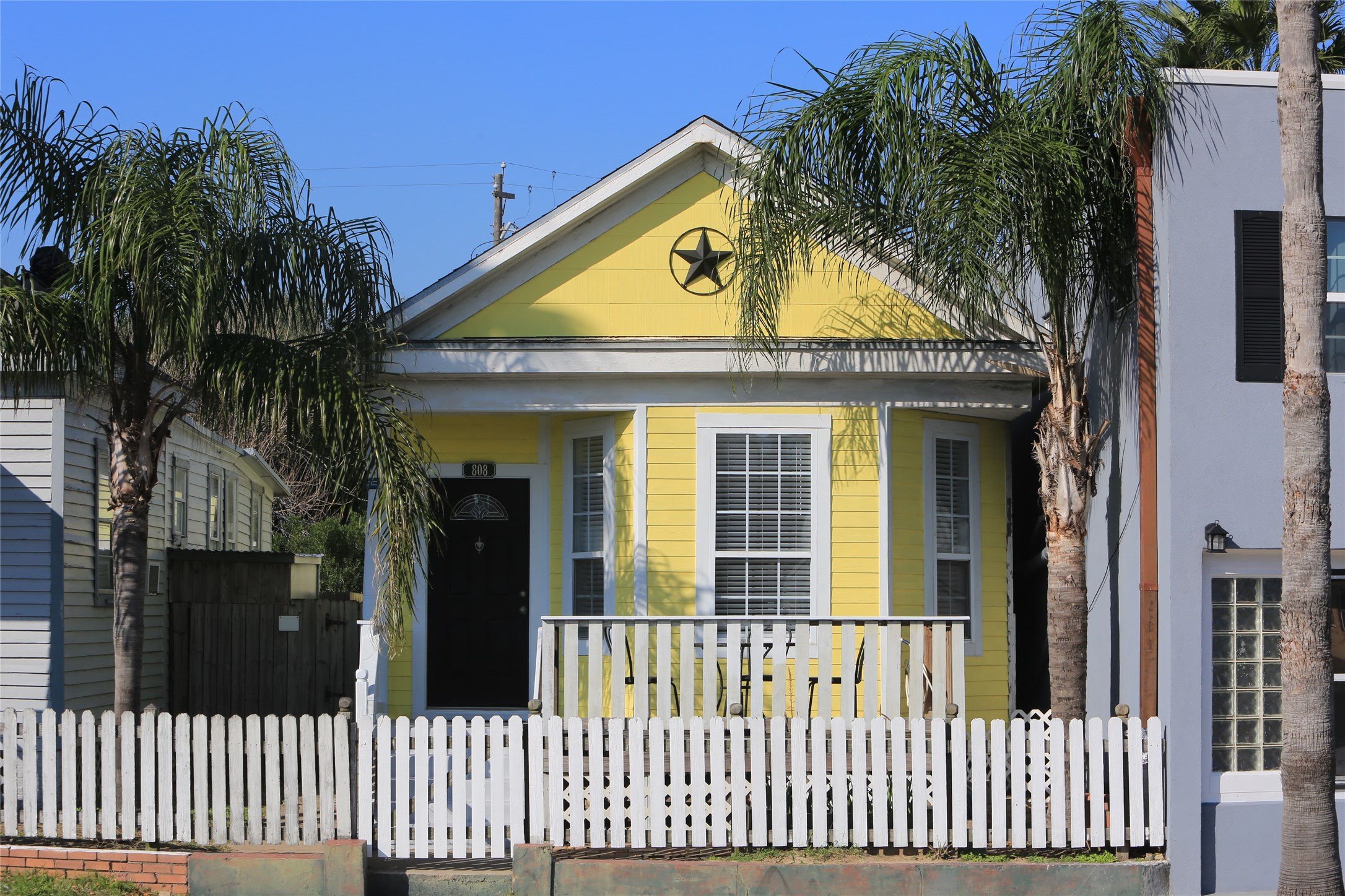 808 Broadway Property Photo