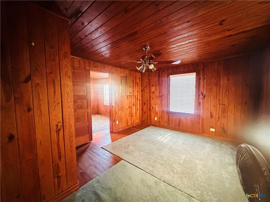 111 Theresa Street Property Photo 8