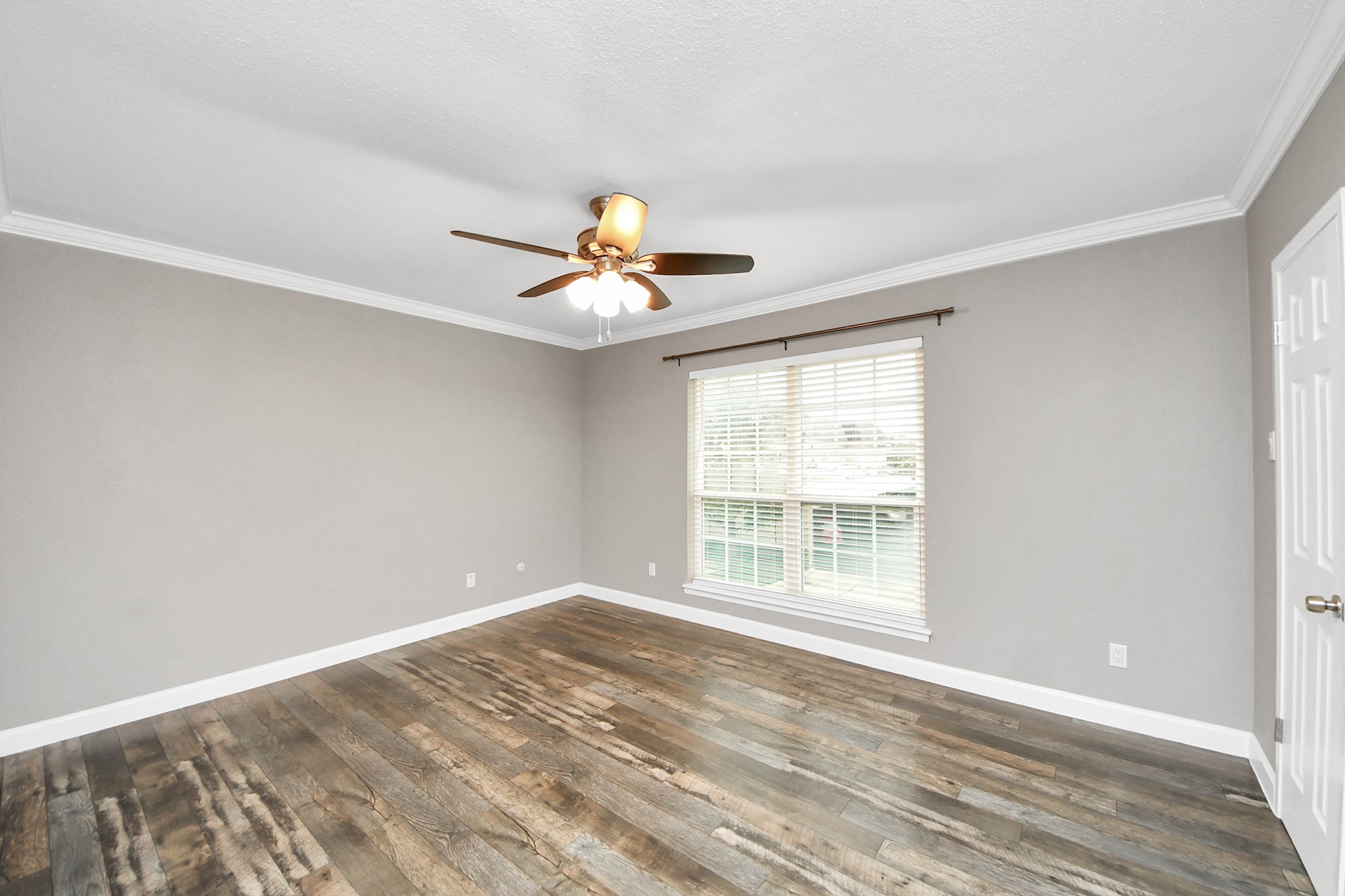 2224 S Piney Point Road 227 Property Photo 20