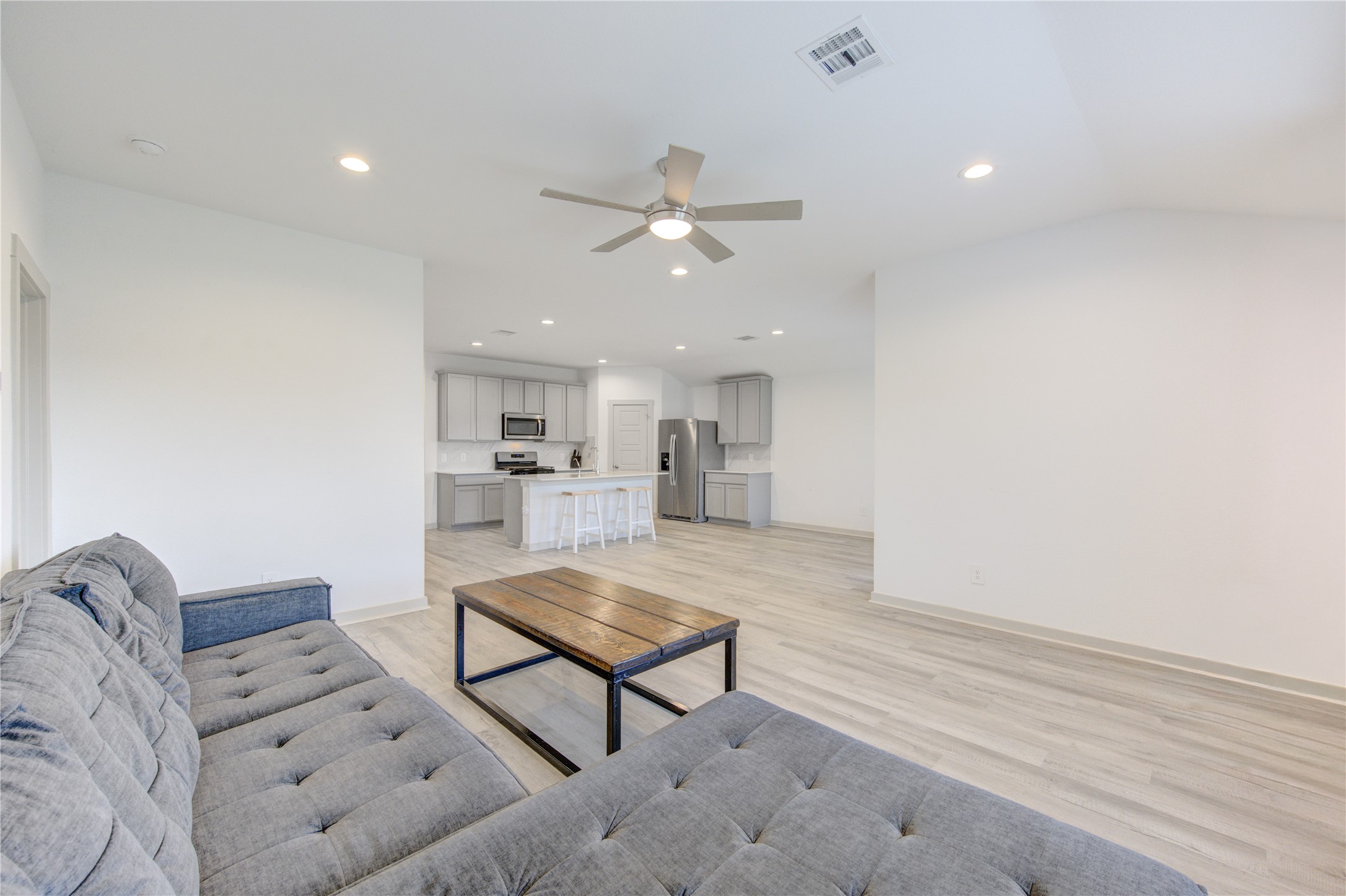 7707 Golden Rubia Lane Property Photo 18