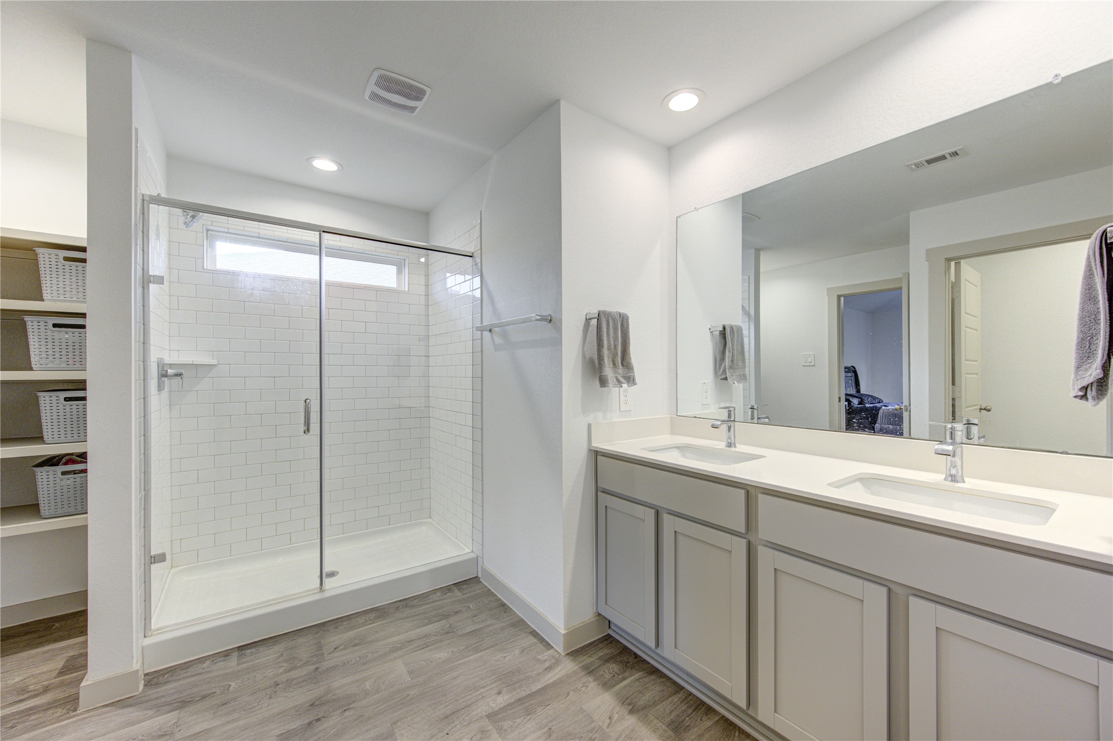 7707 Golden Rubia Lane Property Photo 23