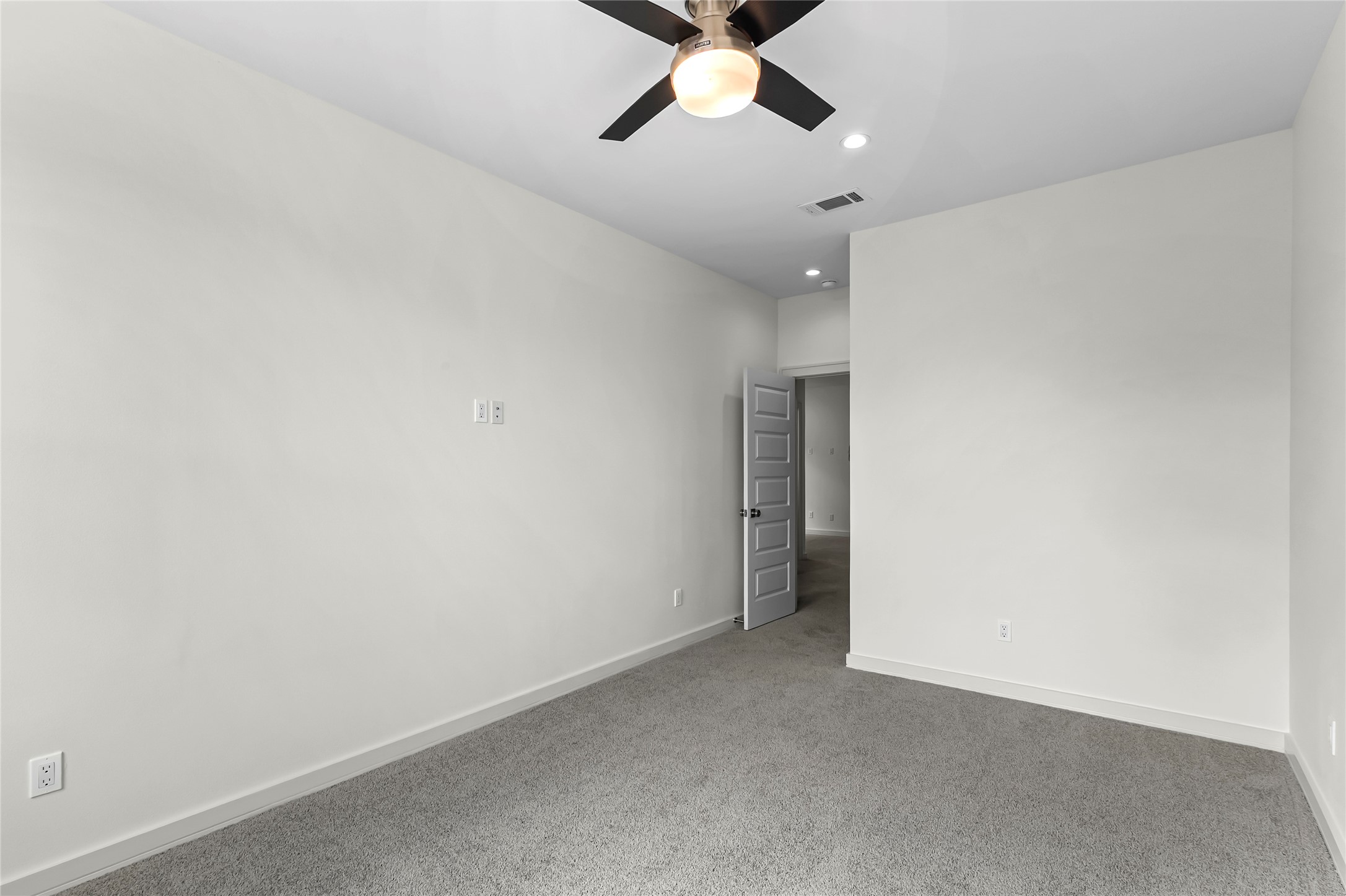 2932 El Fenice Lane Property Photo 9
