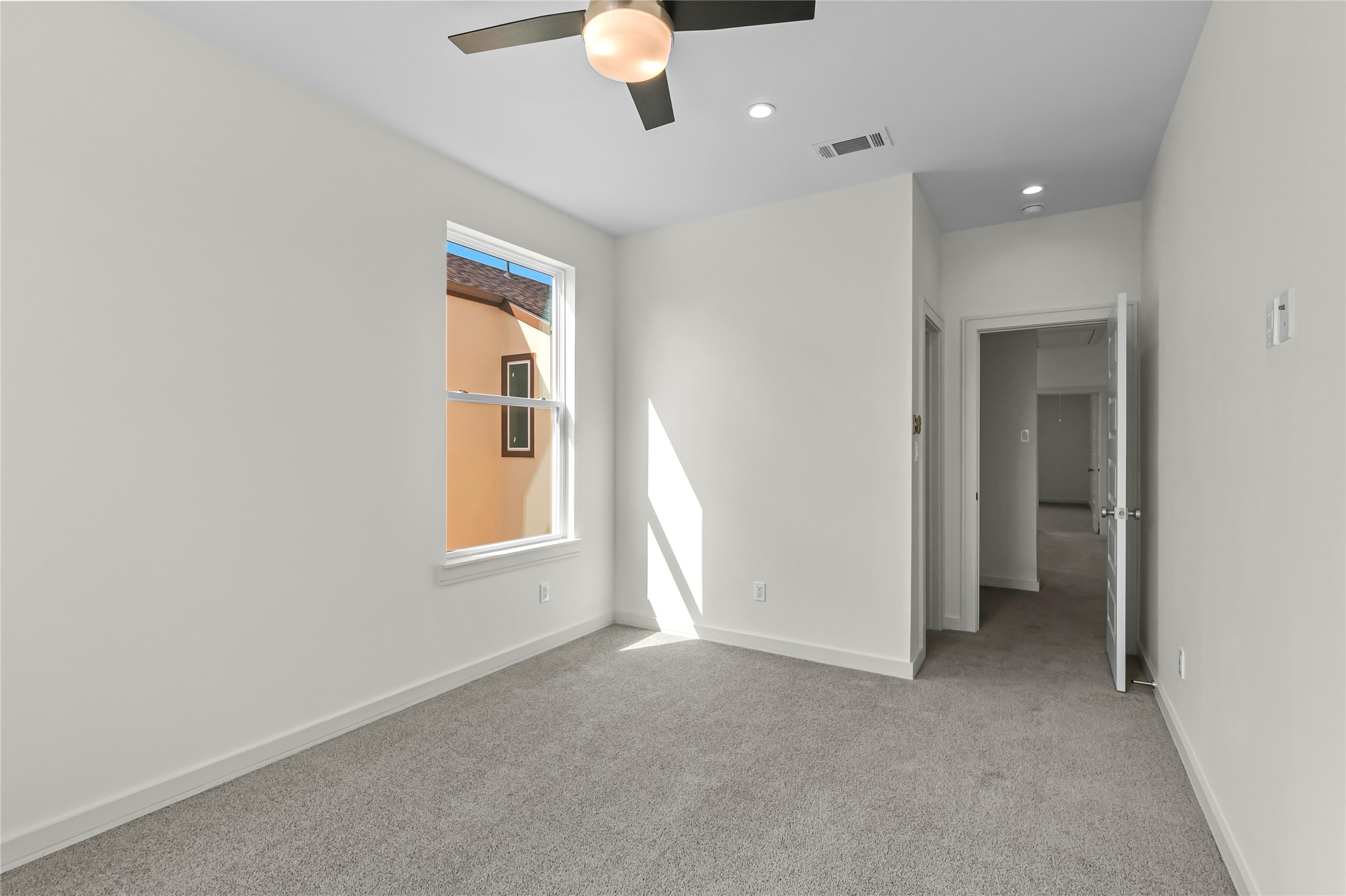 2932 El Fenice Lane Property Photo 12
