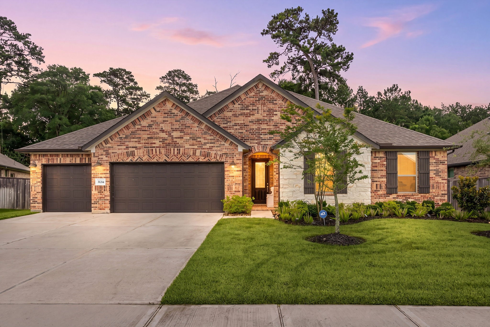 31214 Raleigh Creek Drive Property Photo 1