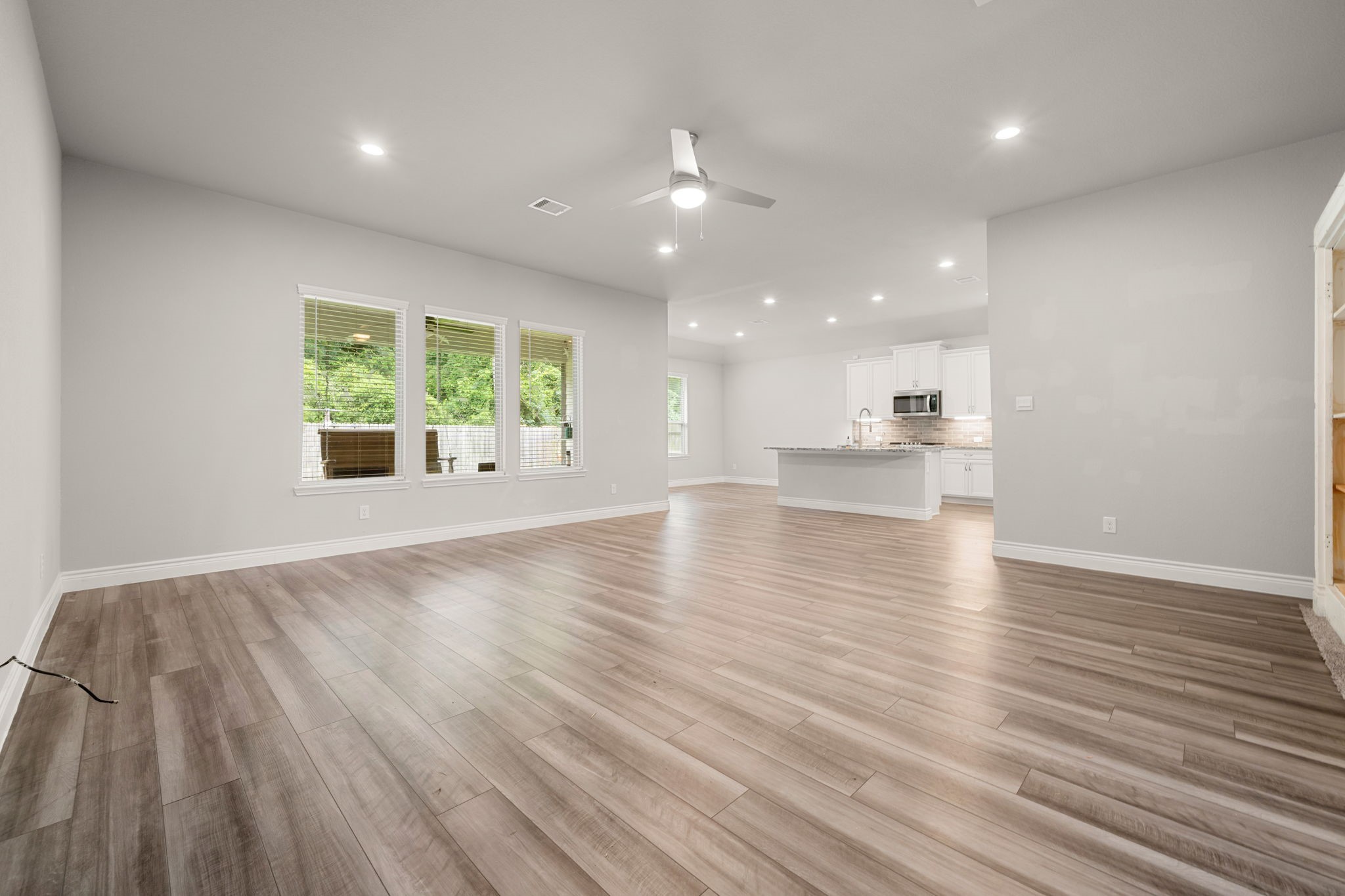 31214 Raleigh Creek Drive Property Photo 4