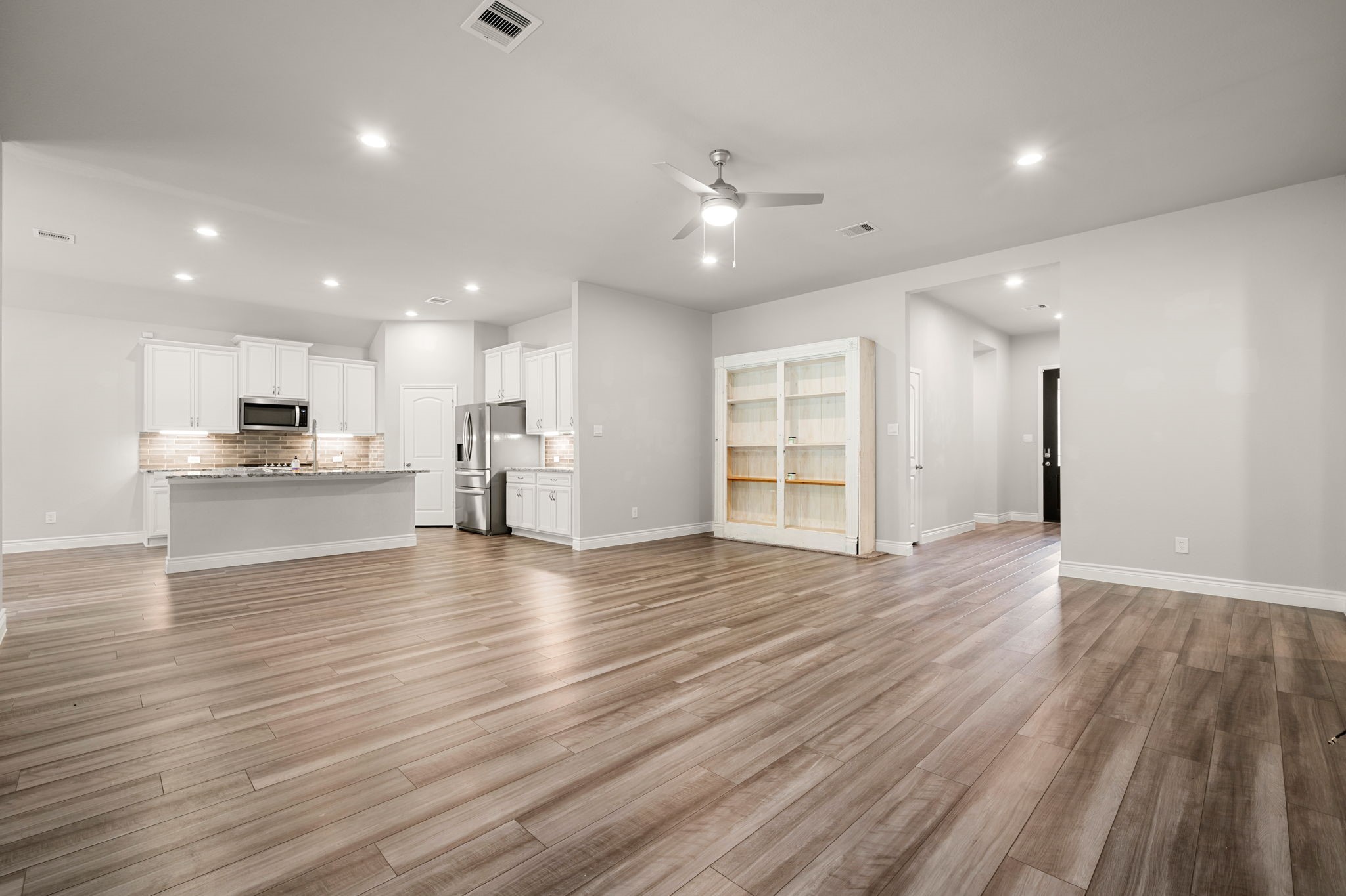 31214 Raleigh Creek Drive Property Photo 5