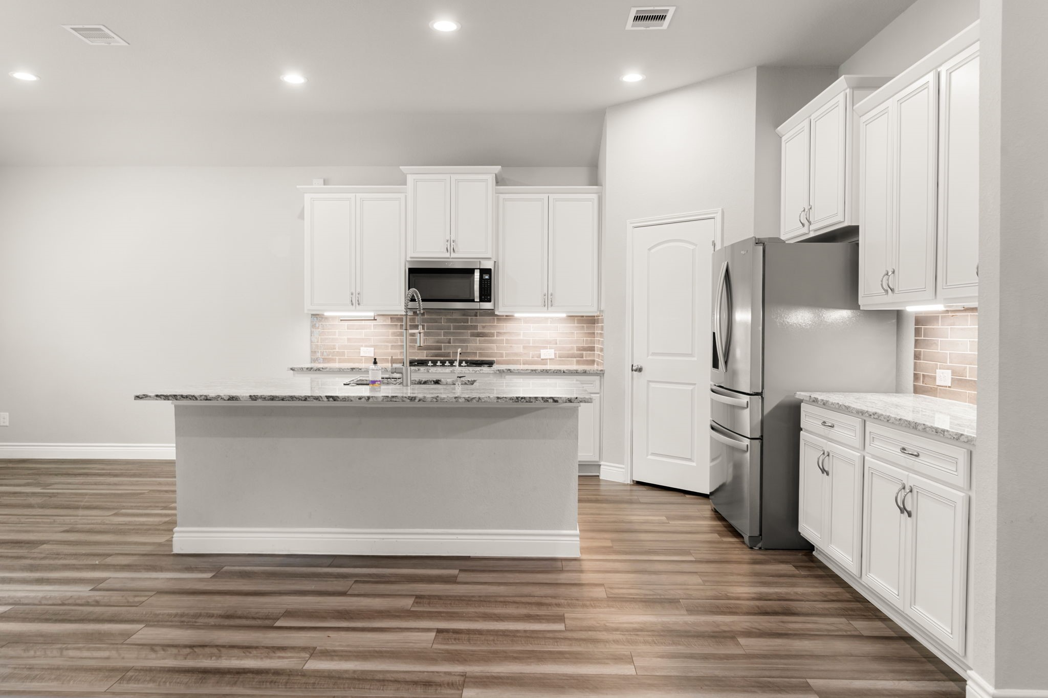 31214 Raleigh Creek Drive Property Photo 6
