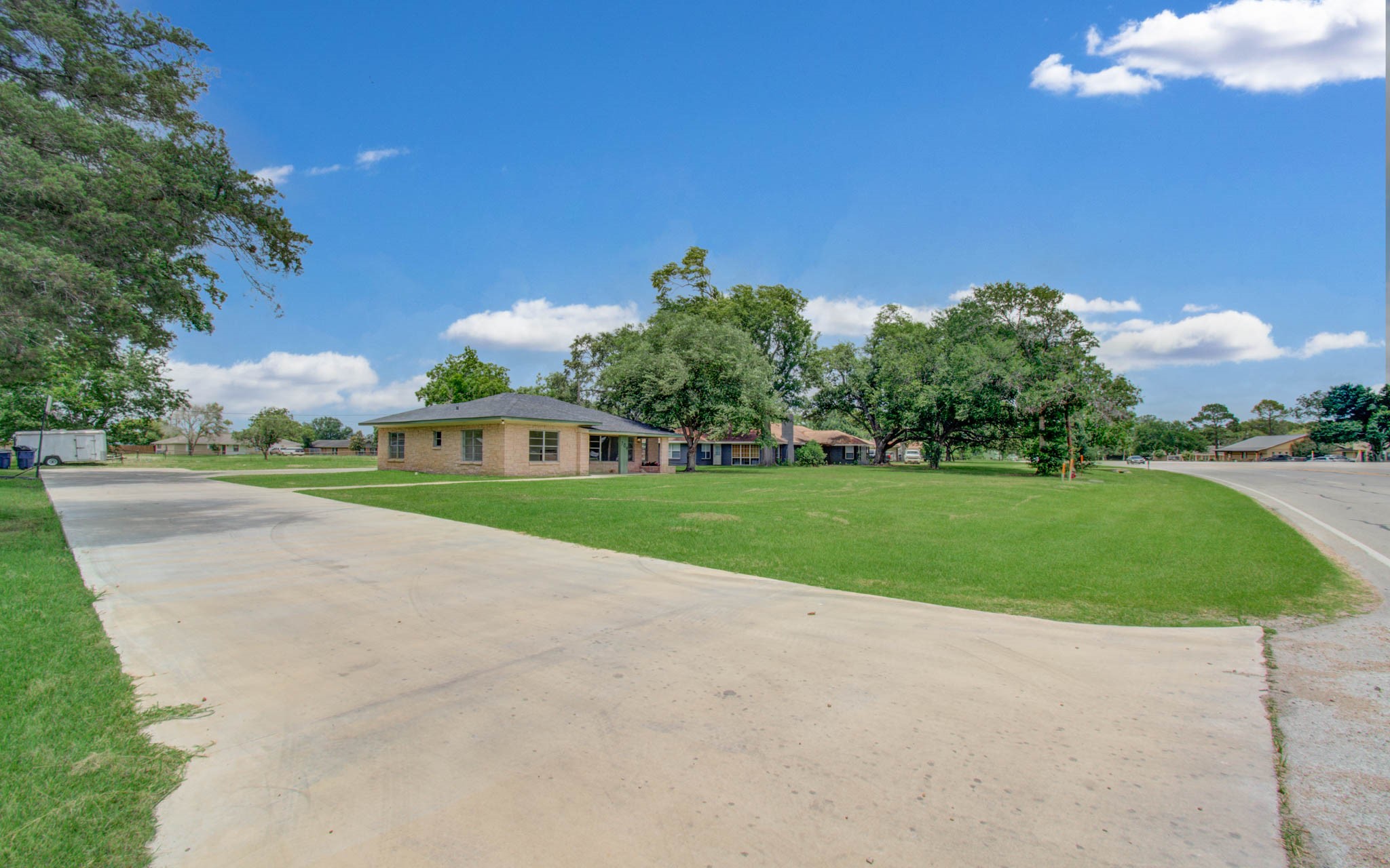709 S Mccarty Avenue Property Photo 3