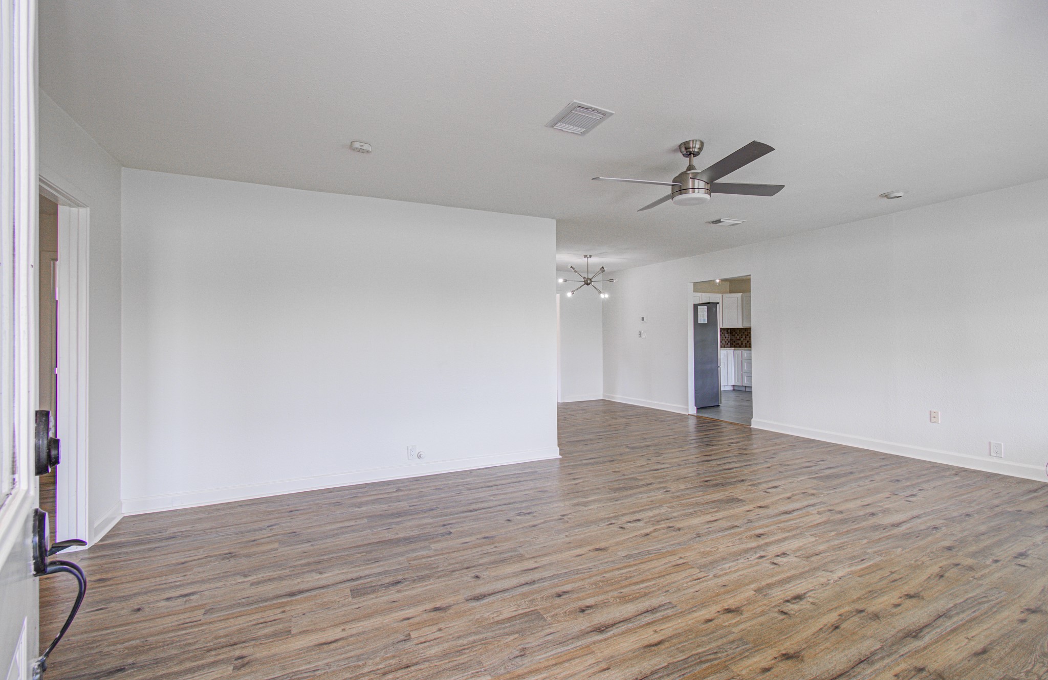 709 S Mccarty Avenue Property Photo 8