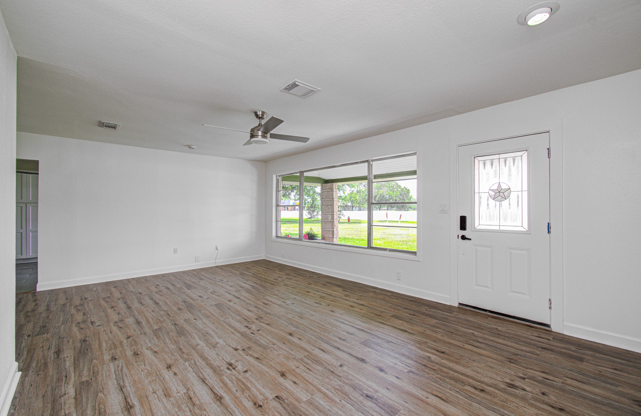 709 S Mccarty Avenue Property Photo 10